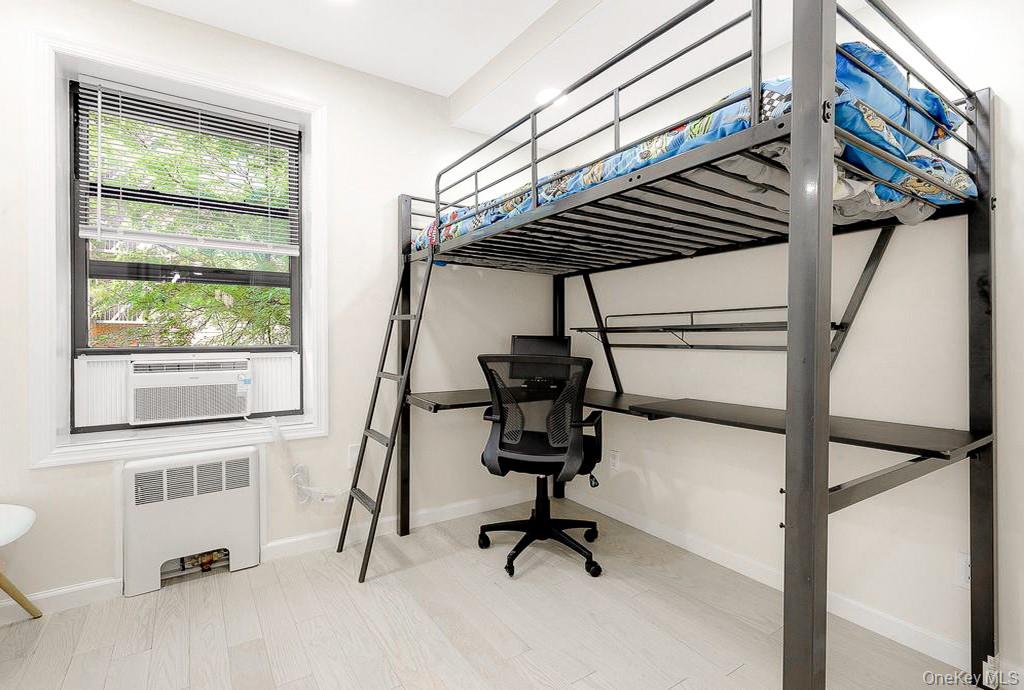 #18 photo, 72-11 110th Street, Forest Hills , NY 11375