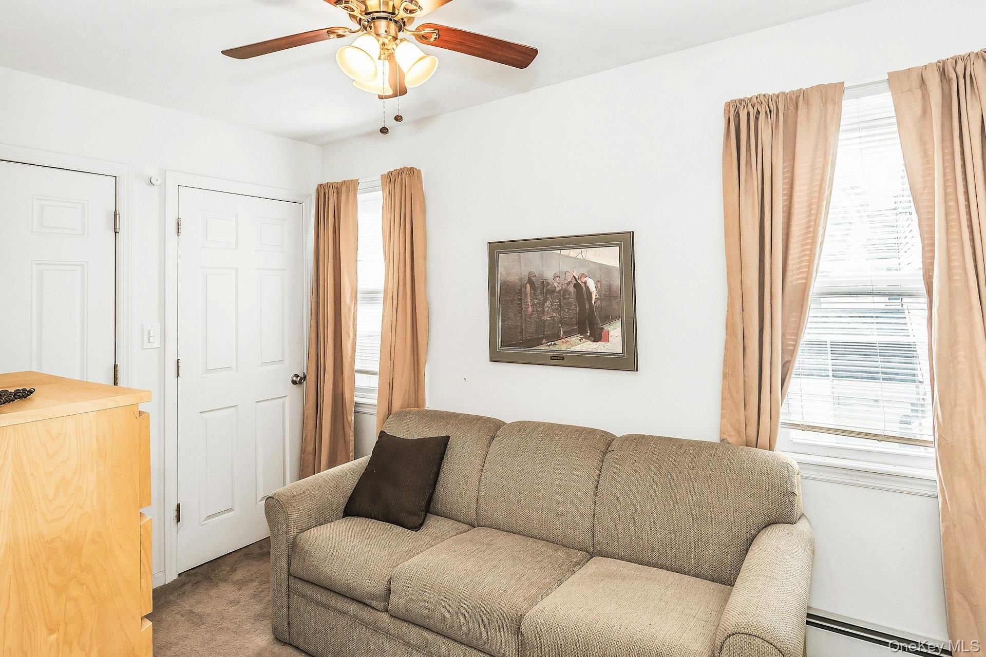 #11 photo, 90 Oregon Street, 롱 아일랜드 Long Beach , NY 11561