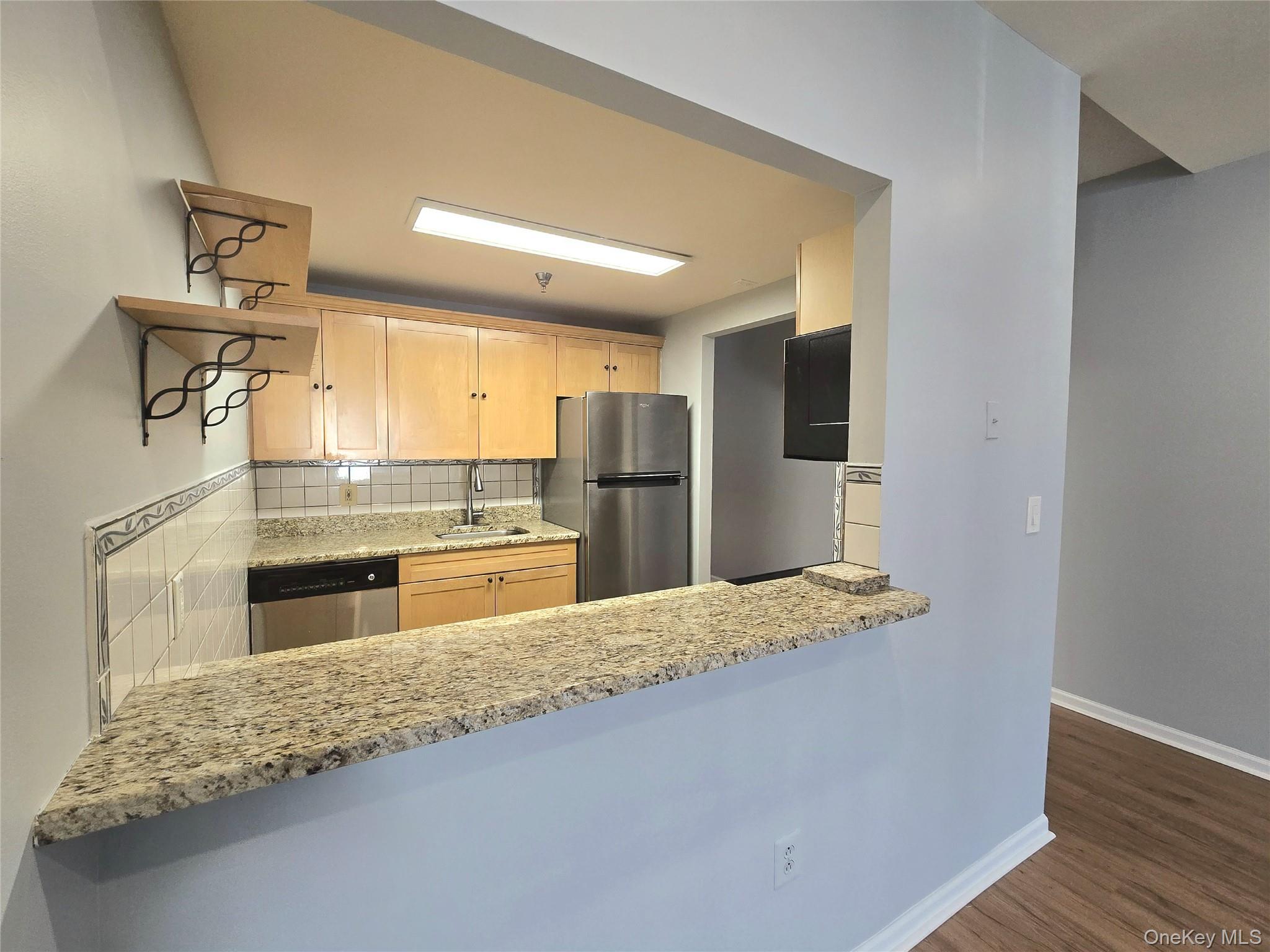 #4 photo, 123 Mamaroneck Avenue, Mamaroneck , NY 10543