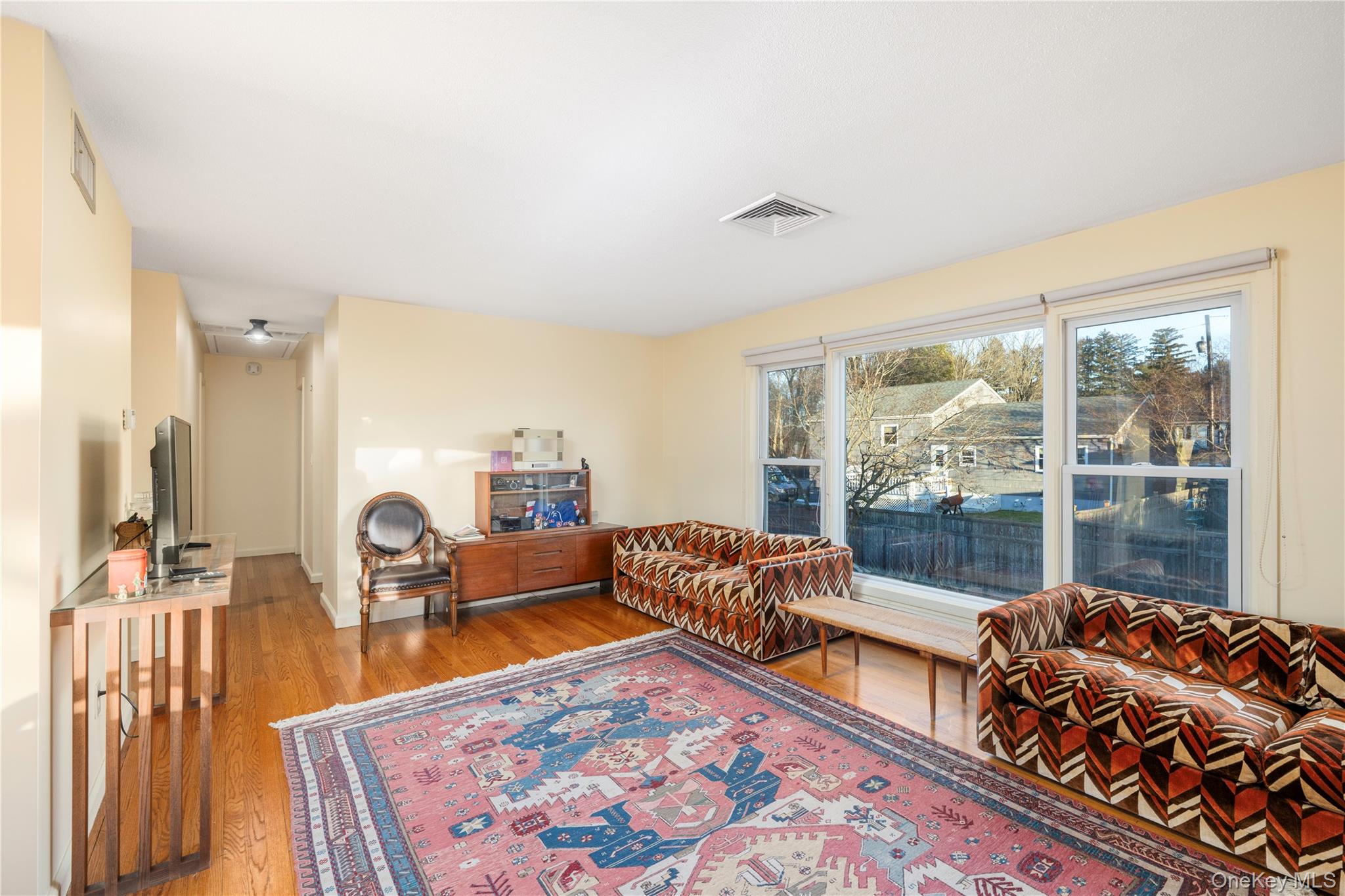 #8 photo, 103 W Willow Street, Beacon , NY 12508