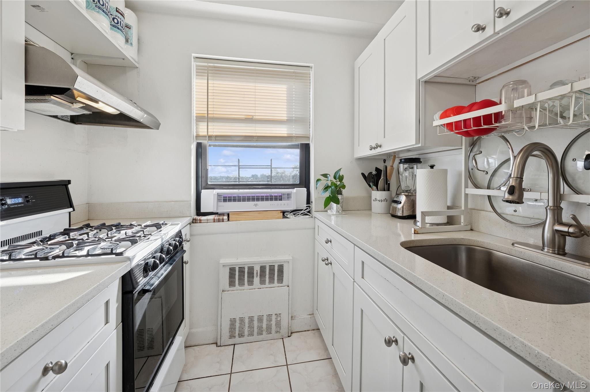 #7 photo, 1122 Yonkers Avenue, Yonkers , NY 10704