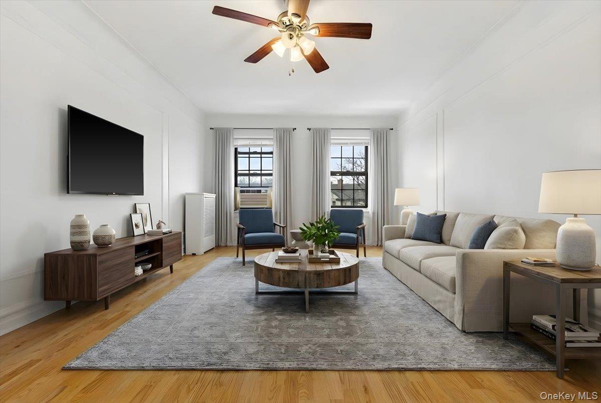 #1 photo, 105 Garth Road, 뉴욕주 Scarsdale , NY 10583