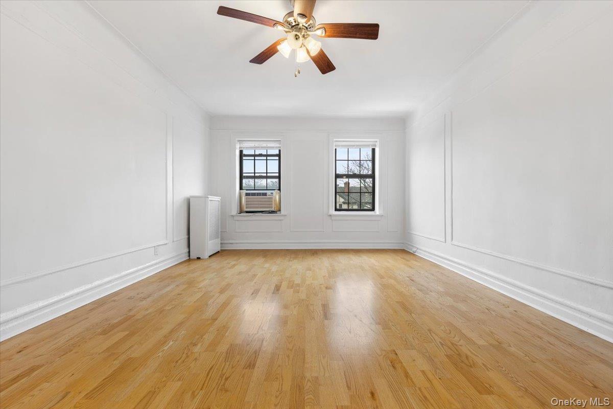 #3 photo, 105 Garth Road, 뉴욕주 Scarsdale , NY 10583