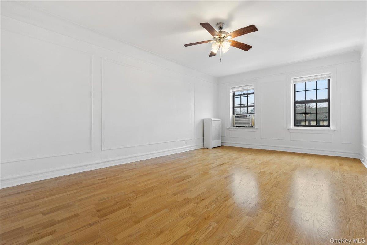 #4 photo, 105 Garth Road, 뉴욕주 Scarsdale , NY 10583