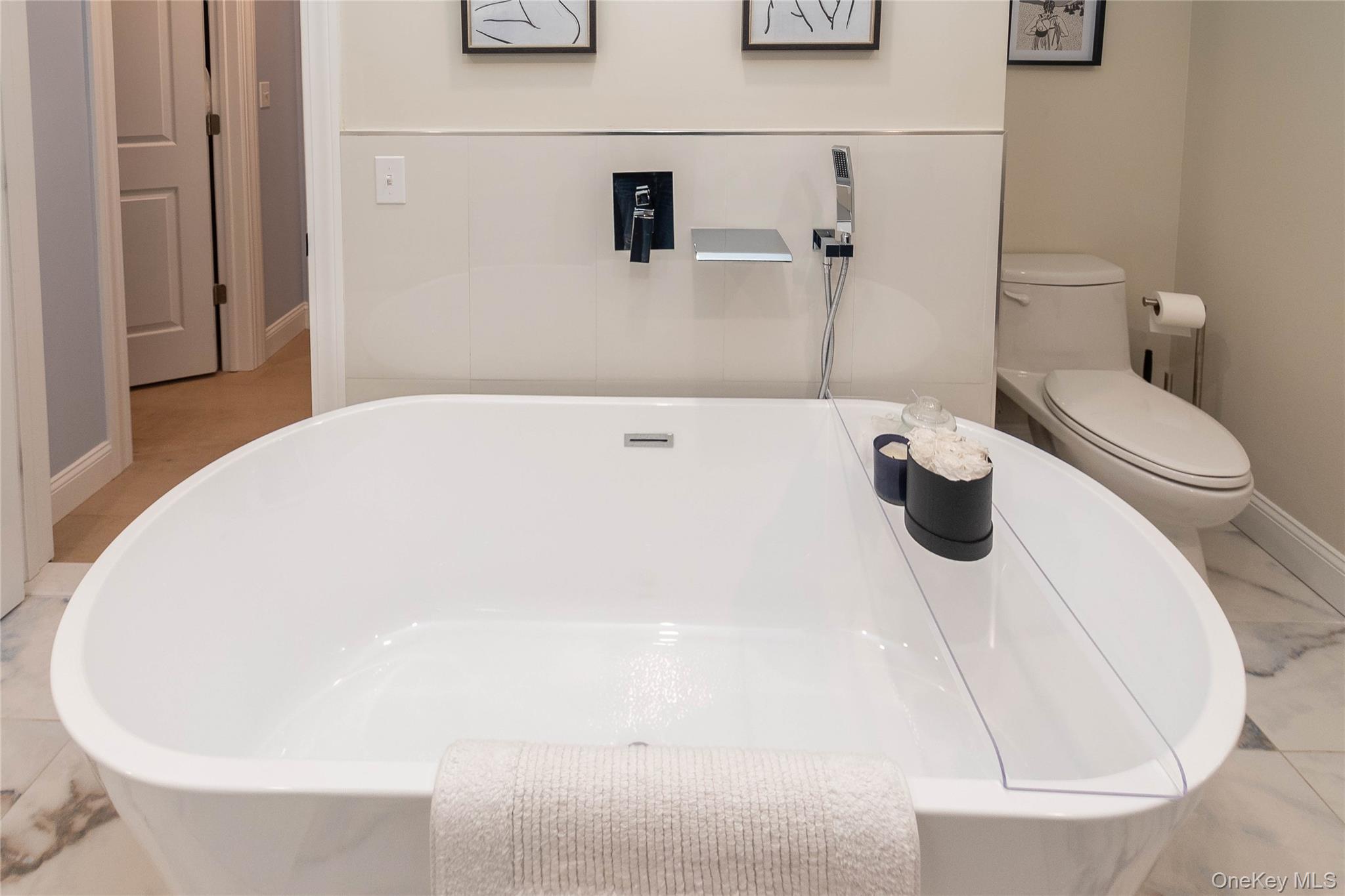 #20 photo, 21 Wildwood Drive, Rock Tavern , NY 12575