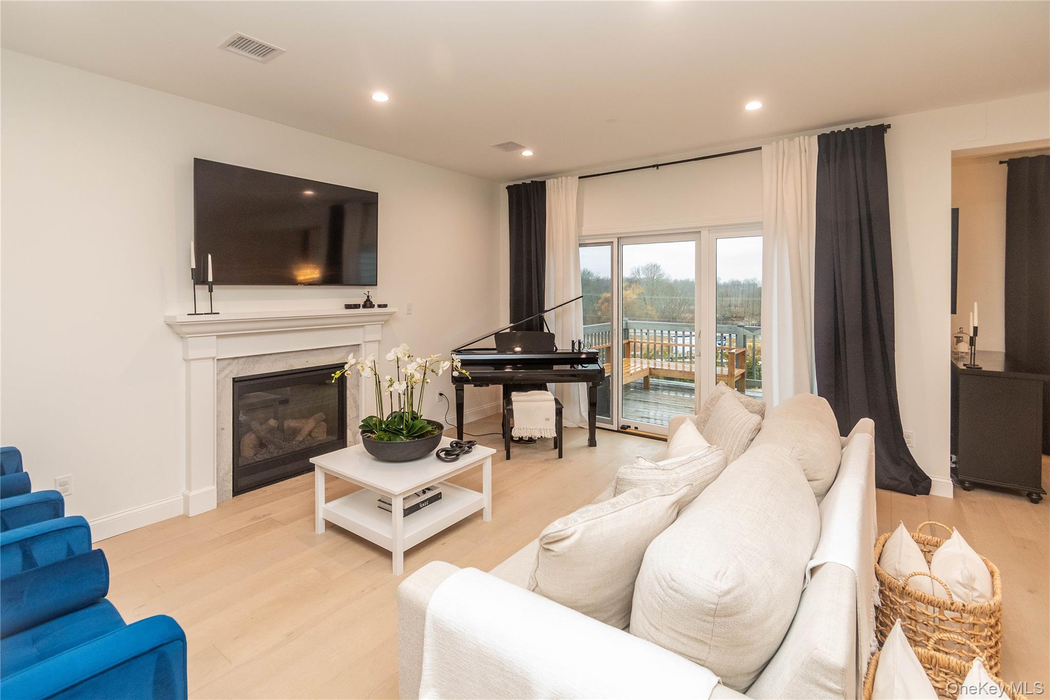 #3 photo, 21 Wildwood Drive, Rock Tavern , NY 12575