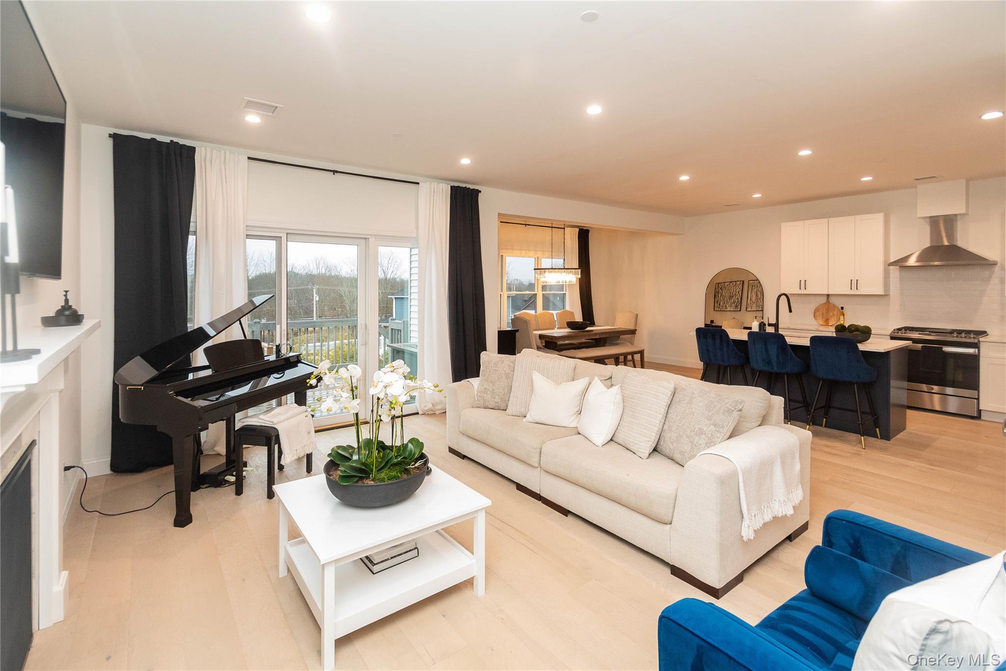 #5 photo, 21 Wildwood Drive, Rock Tavern , NY 12575