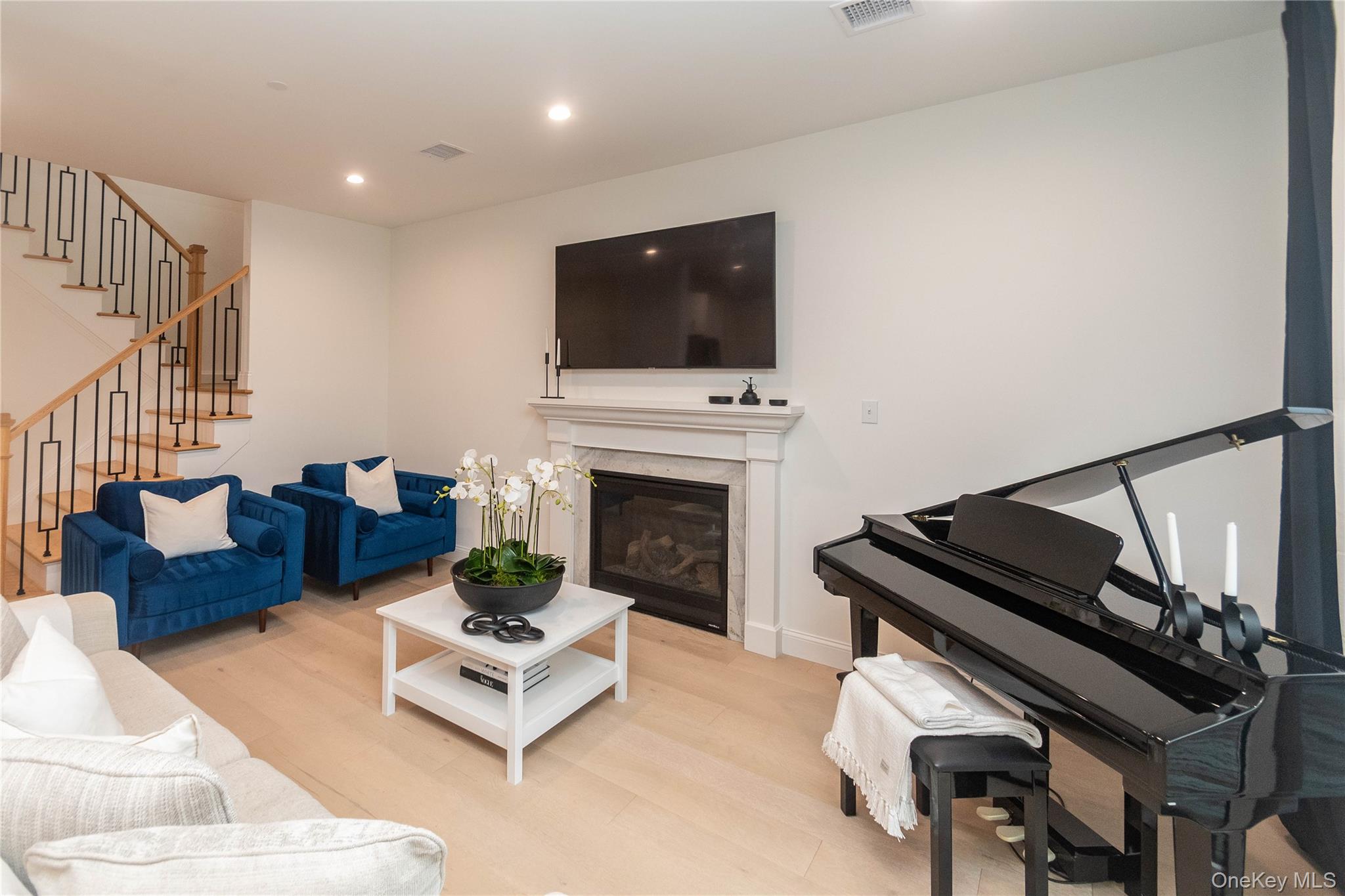 #7 photo, 21 Wildwood Drive, Rock Tavern , NY 12575