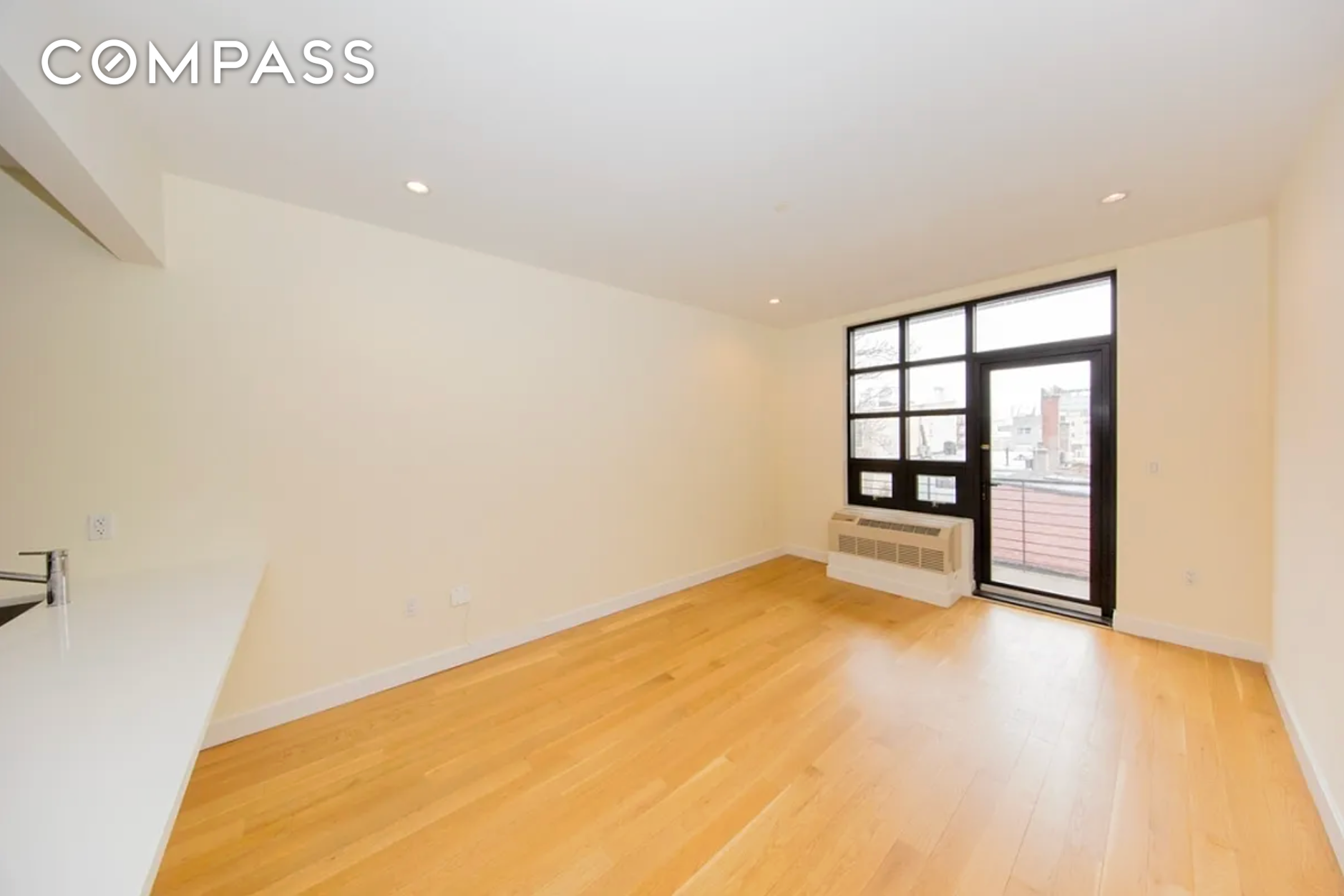 #3 photo, Brooklyn, Williamsburg , NY 11249