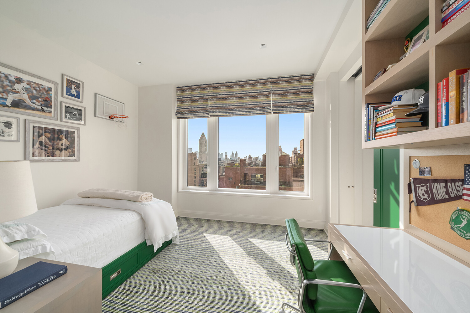 #18 photo, 200 E 79TH Street, Lenox Hill , NY 10075