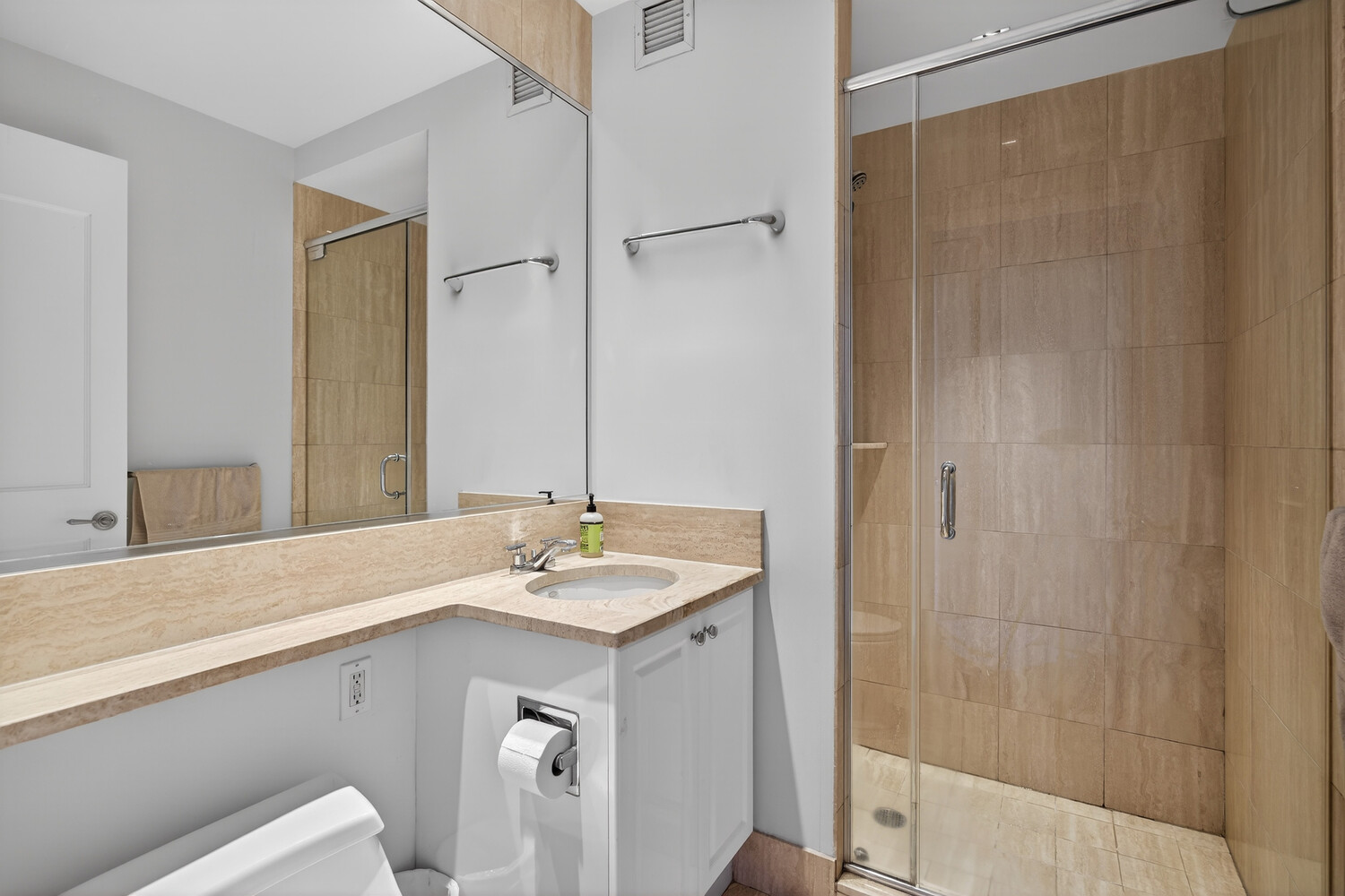 #15 photo, 220 RIVERSIDE Boulevard, مانهاتن Lincoln Square , NY 10069