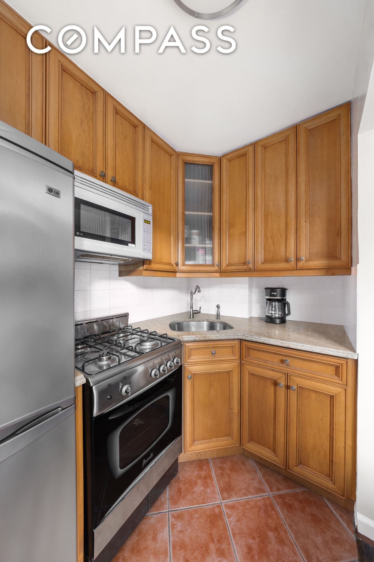 #8 photo, 1160 3rd Avenue, مانهاتن Lenox Hill , NY 10065