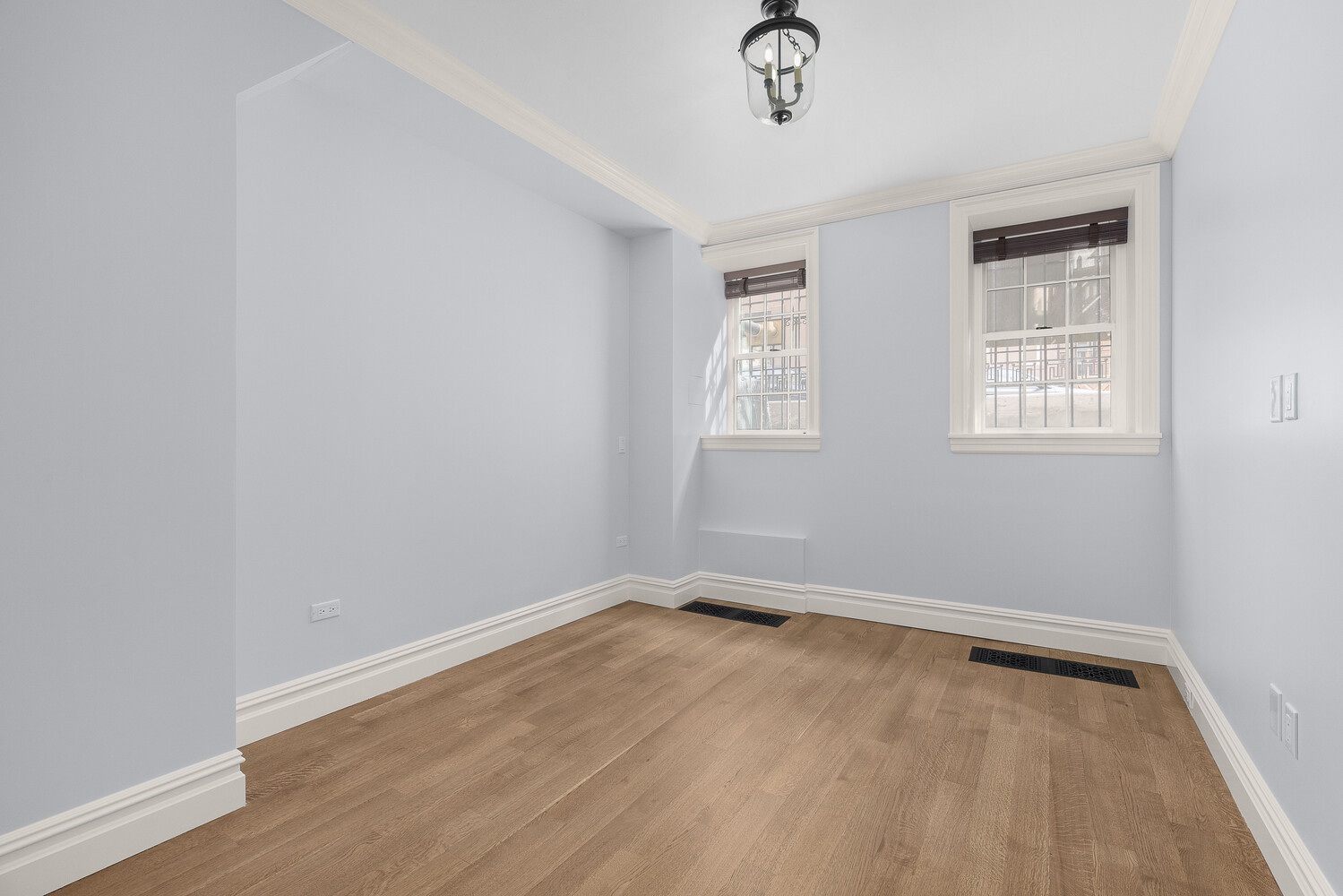 #5 photo, 182 WAVERLY Place, 曼哈顿 West Village , NY 10014