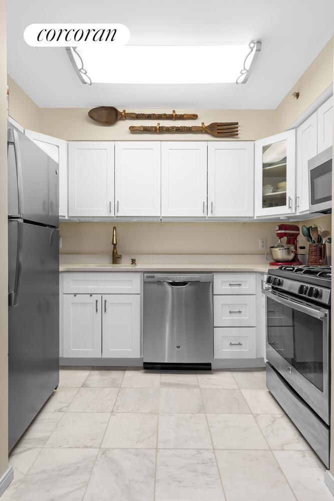 #10 photo, New York City, مانهاتن Central Harlem , NY 10039