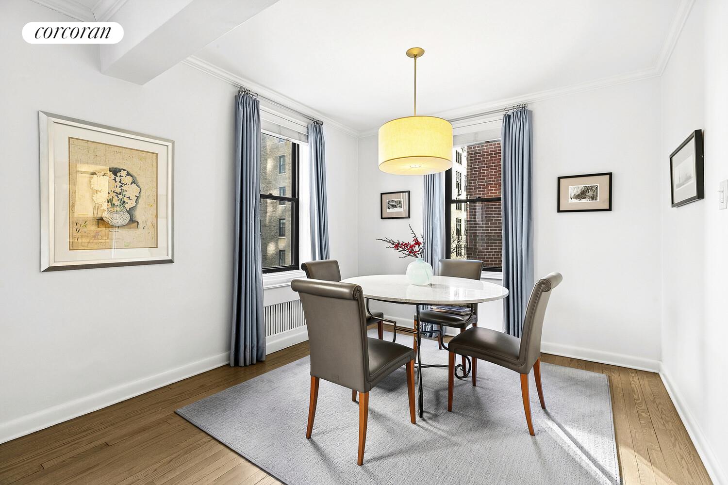 #4 photo, 30 E 9TH Street, مانهاتن Greenwich Village , NY 10003