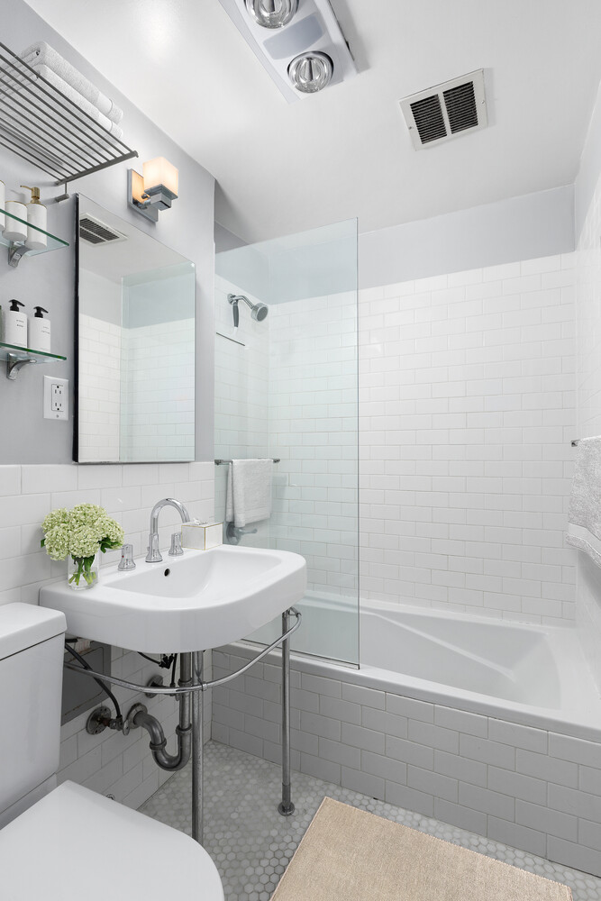 #7 photo, 356 W 23RD Street, مانهاتن Chelsea , NY 10011