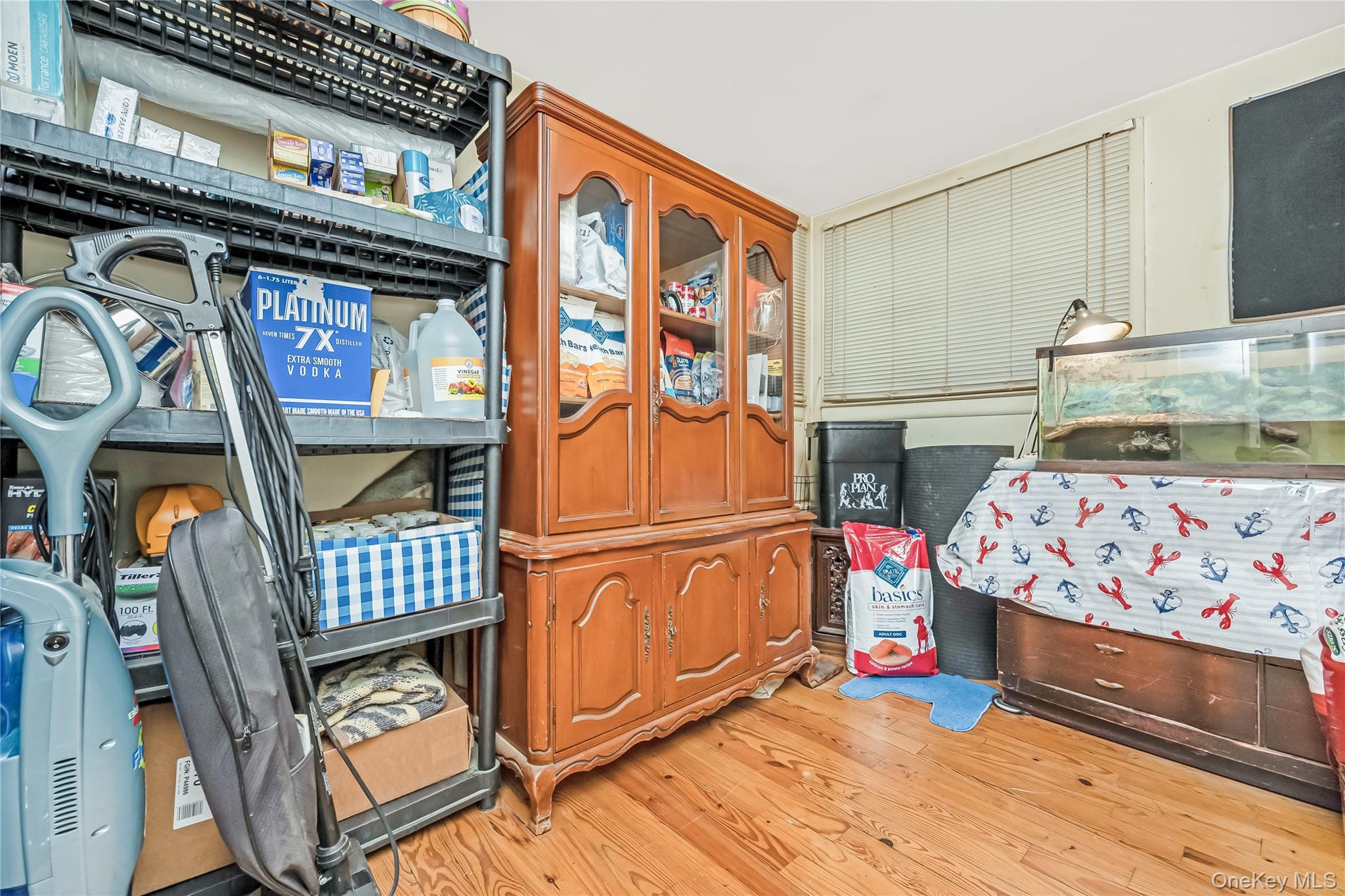 #12 photo, 254 W 1st Street, Саффолк ‖ West Islip , NY 11795