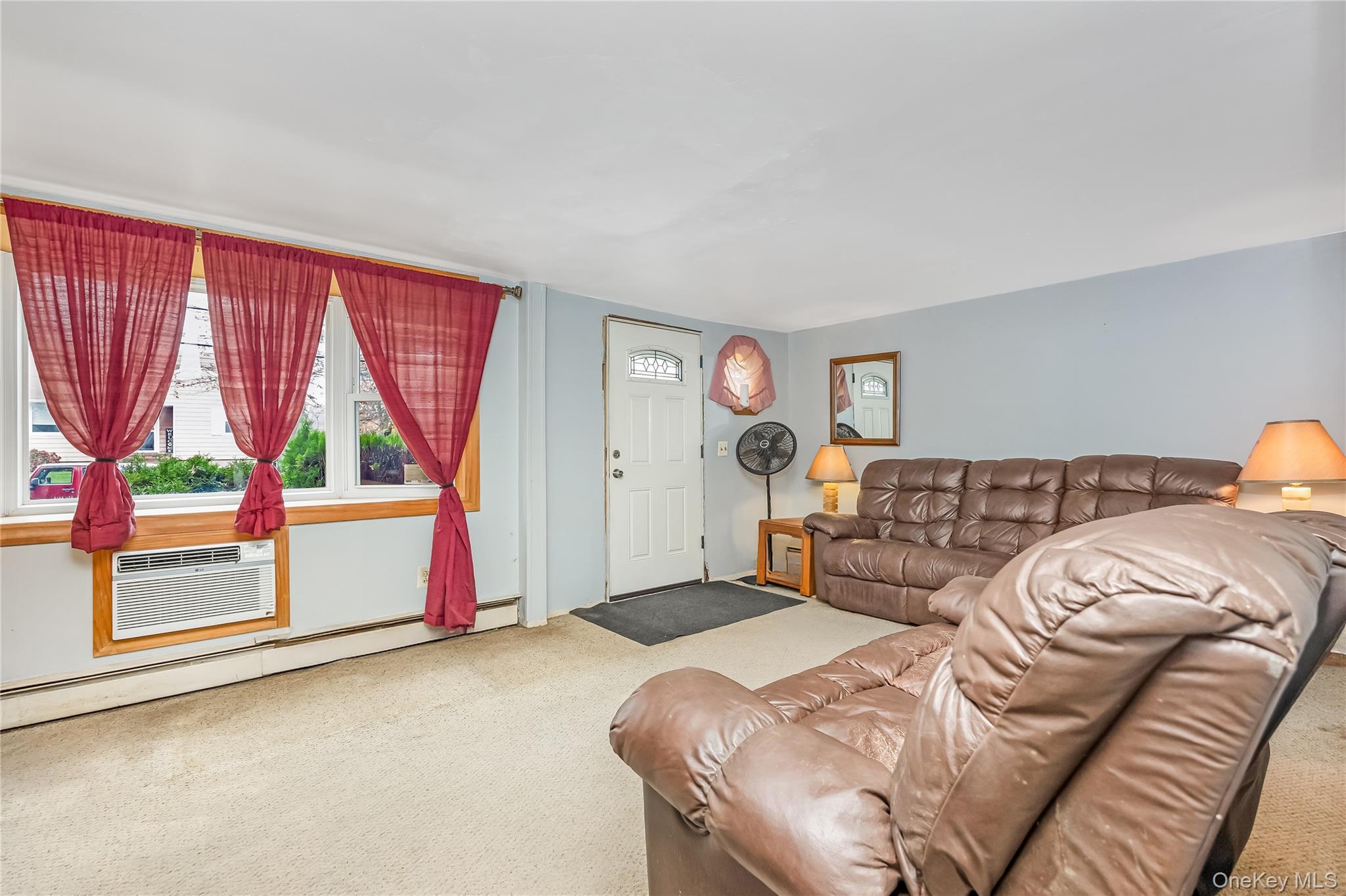#5 photo, 254 W 1st Street, Саффолк ‖ West Islip , NY 11795