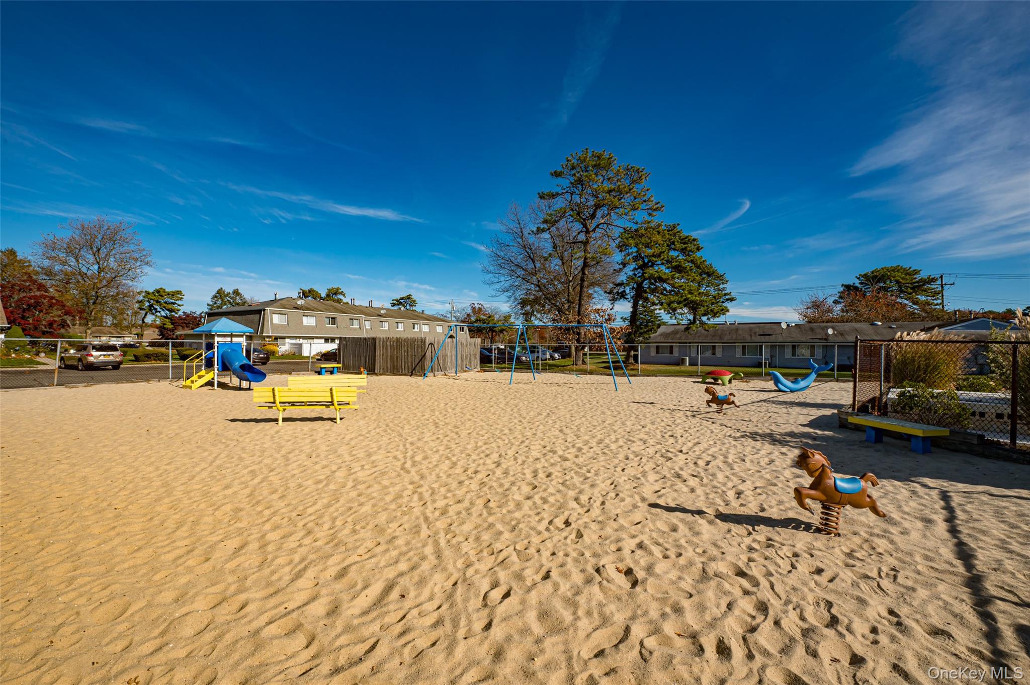 #20 photo, 213 Storm Drive, מחוז סאפוק Holtsville , NY 11742