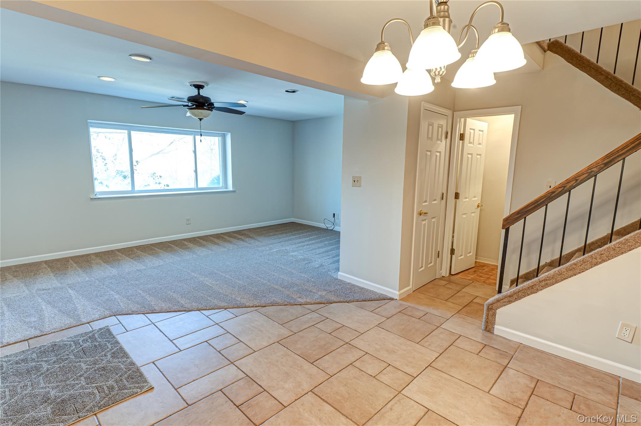 #5 photo, 213 Storm Drive, מחוז סאפוק Holtsville , NY 11742