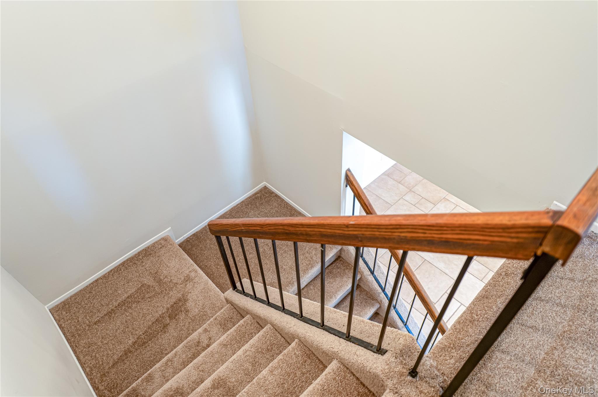 #9 photo, 213 Storm Drive, מחוז סאפוק Holtsville , NY 11742