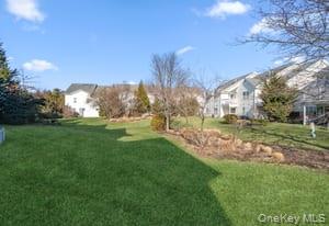 #19 photo, 138 Brattle Circle, מחוז סאפוק Melville , NY 11747