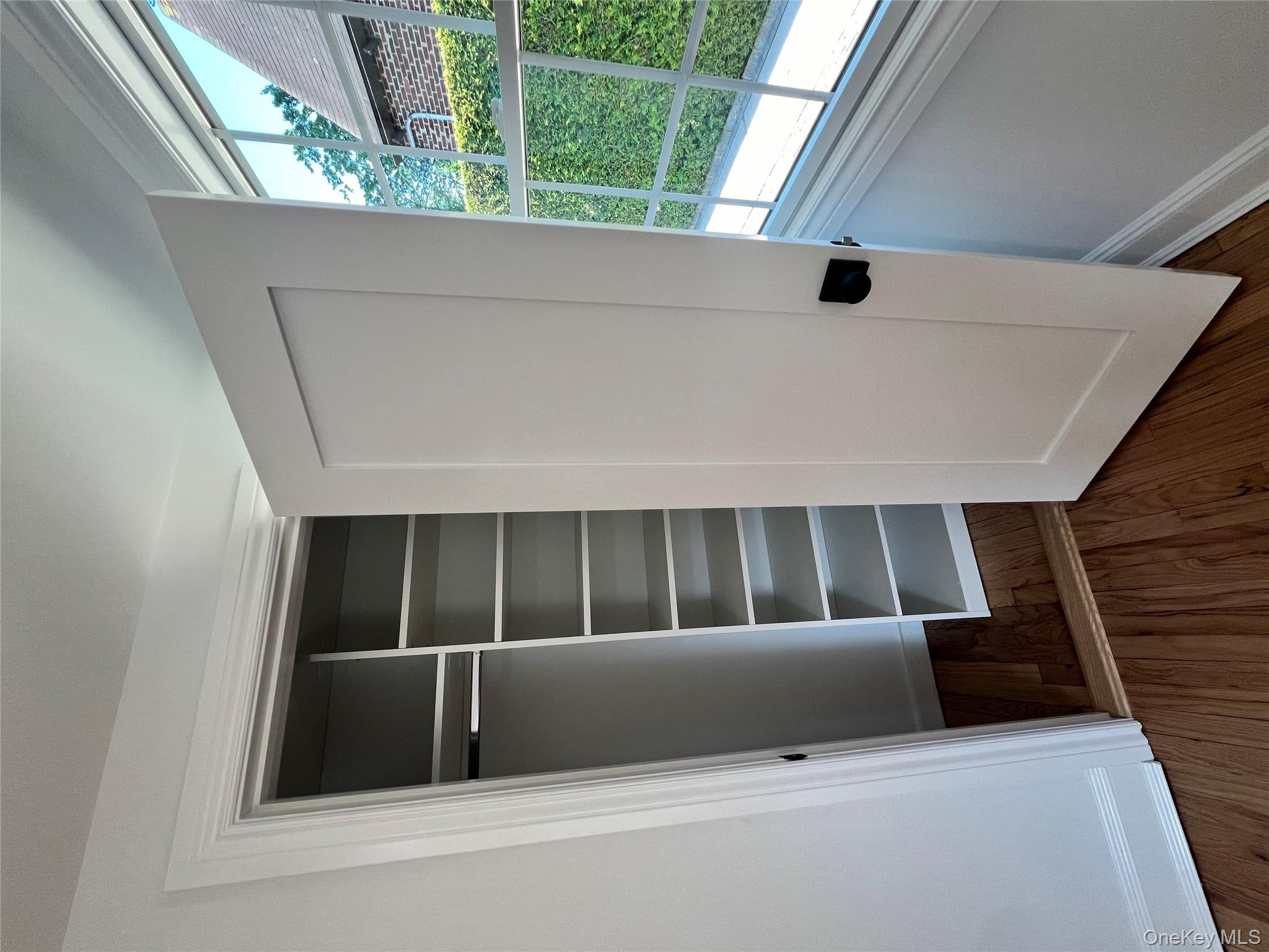 #14 photo, 14-30 160th Street, कुईंस Whitestone , NY 11357