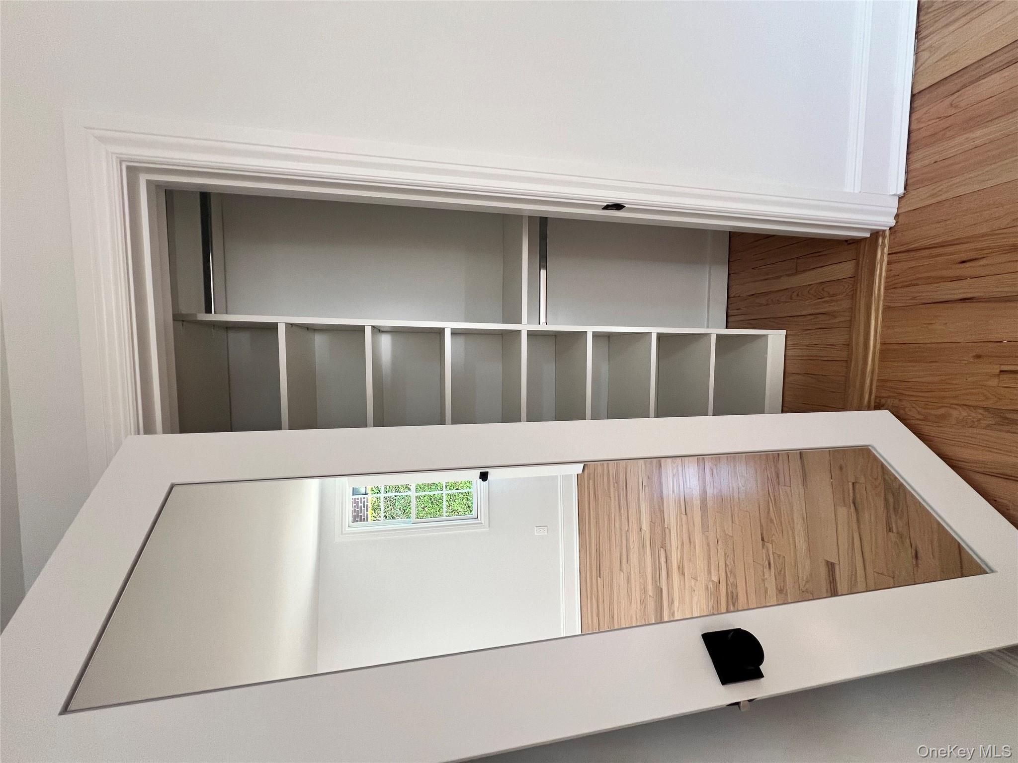 #16 photo, 14-30 160th Street, कुईंस Whitestone , NY 11357