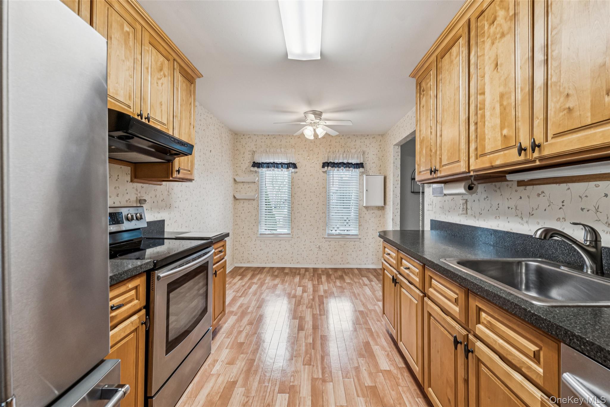 #9 photo, 901 Fenway Road, Саффолк ‖ Saint James , NY 11780