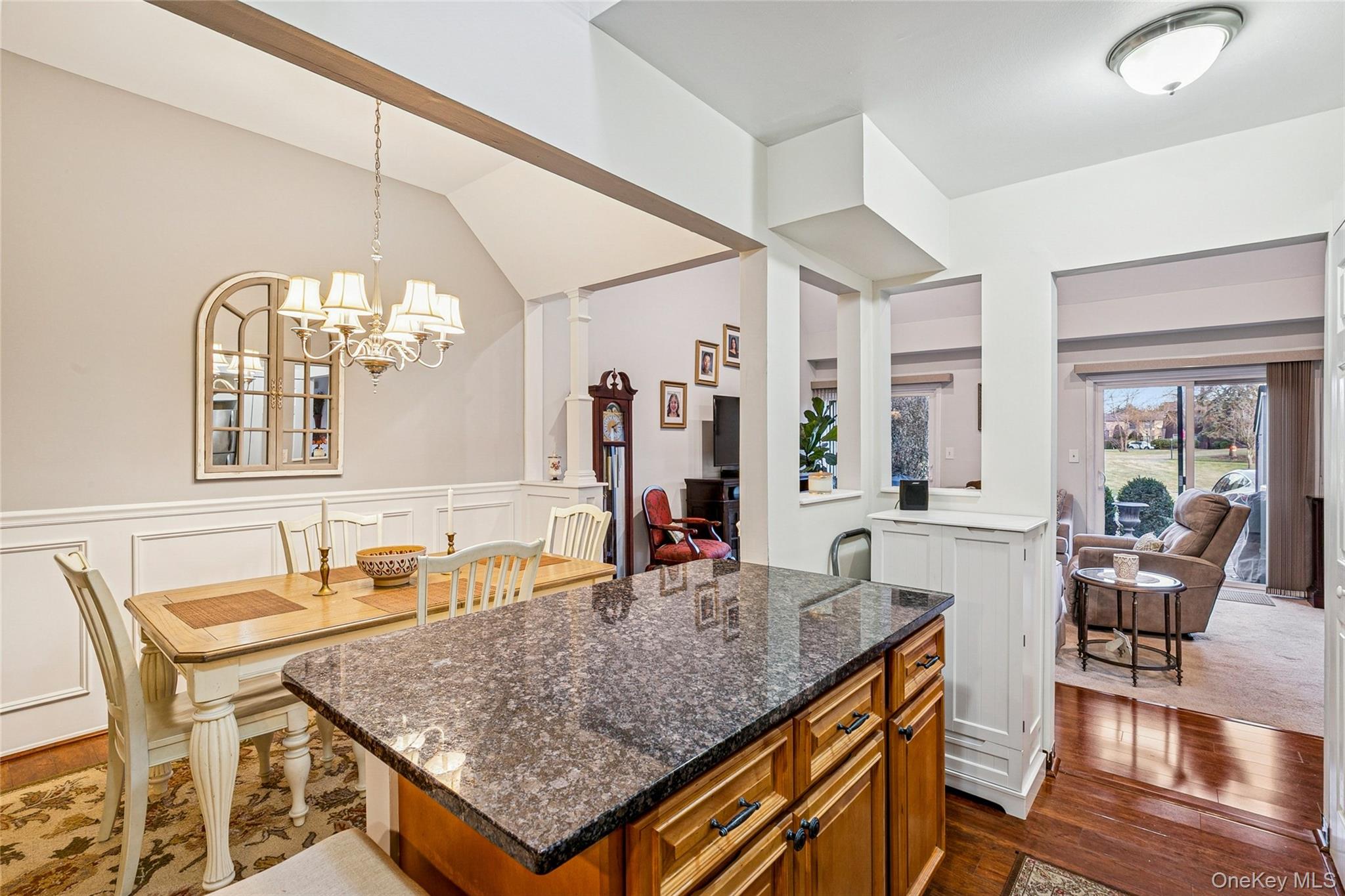 #16 photo, 4 Southgate Circle, Massapequa Park , NY 11762