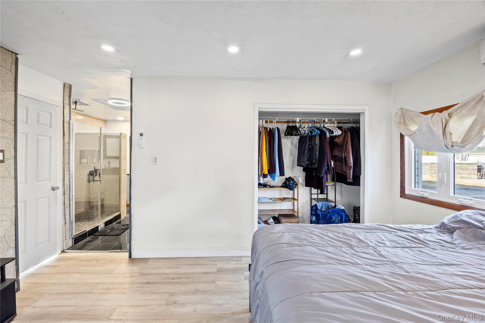 #15 photo, 12 Yellowstone Court, Саффолк ‖ Coram , NY 11727