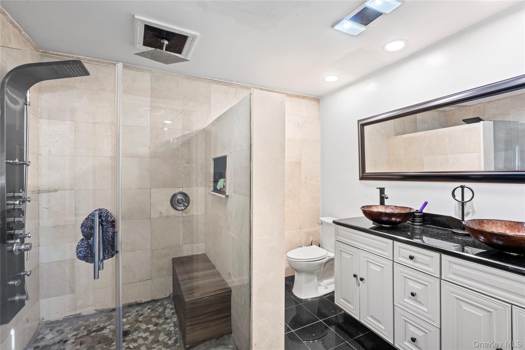 #16 photo, 12 Yellowstone Court, Саффолк ‖ Coram , NY 11727