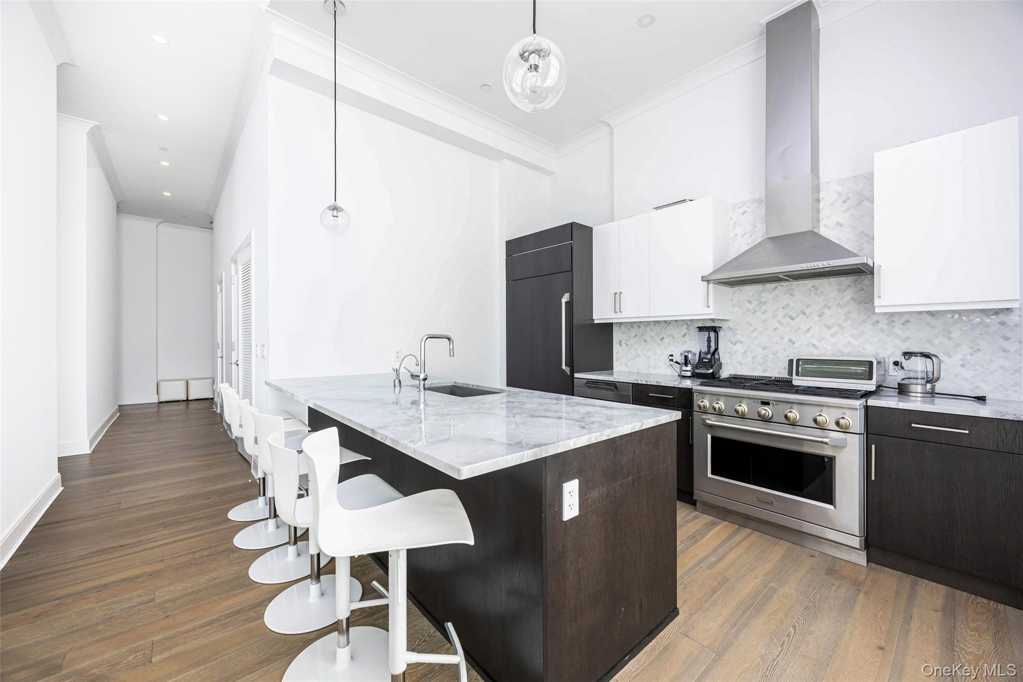 #18 photo, 100 Garvies Point Road, ناسو Glen Cove , NY 11542