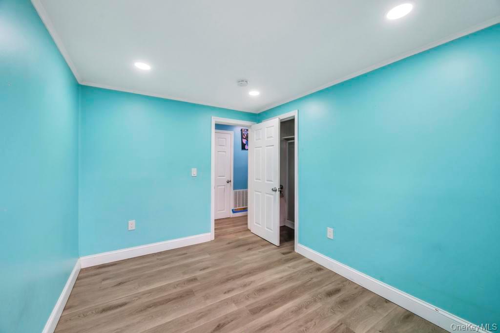 #15 photo, 19 Windus Drive, 东长岛 Shirley , NY 11967