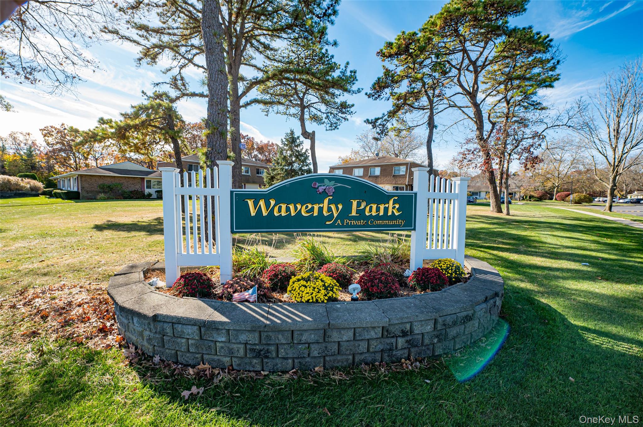 #2 photo, 213 Storm Drive, מחוז סאפוק Holtsville , NY 11742