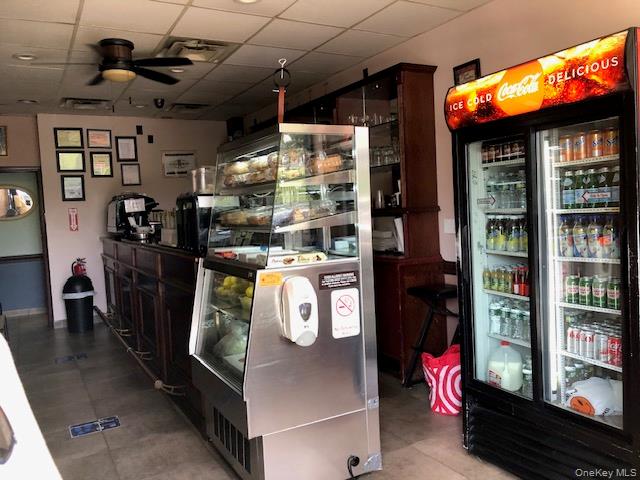 #5 photo, 7403 Myrtle Avenue, Glendale , NY 11385