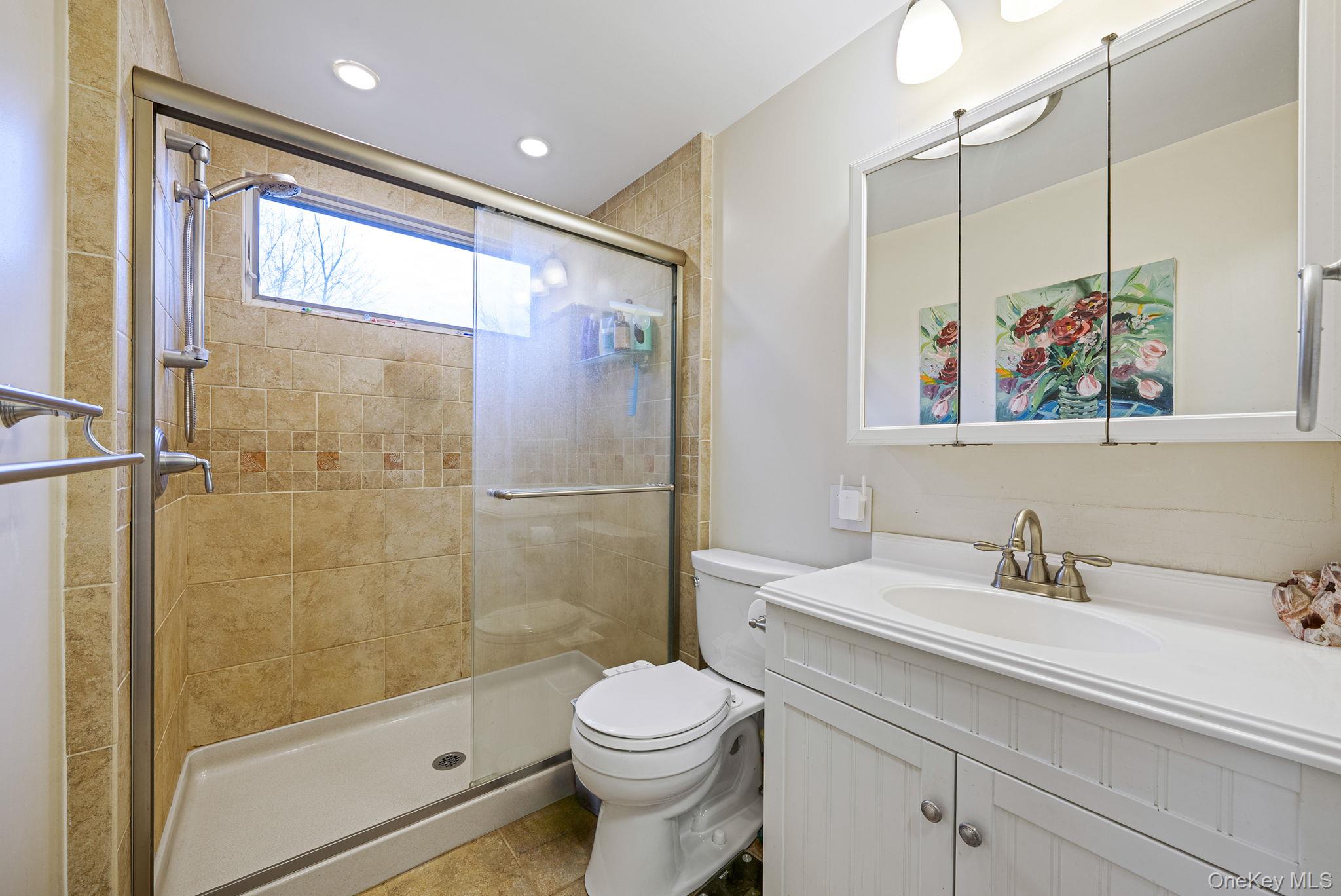 #17 photo, 1432 Gardiner Drive, 东长岛 Bay Shore , NY 11706