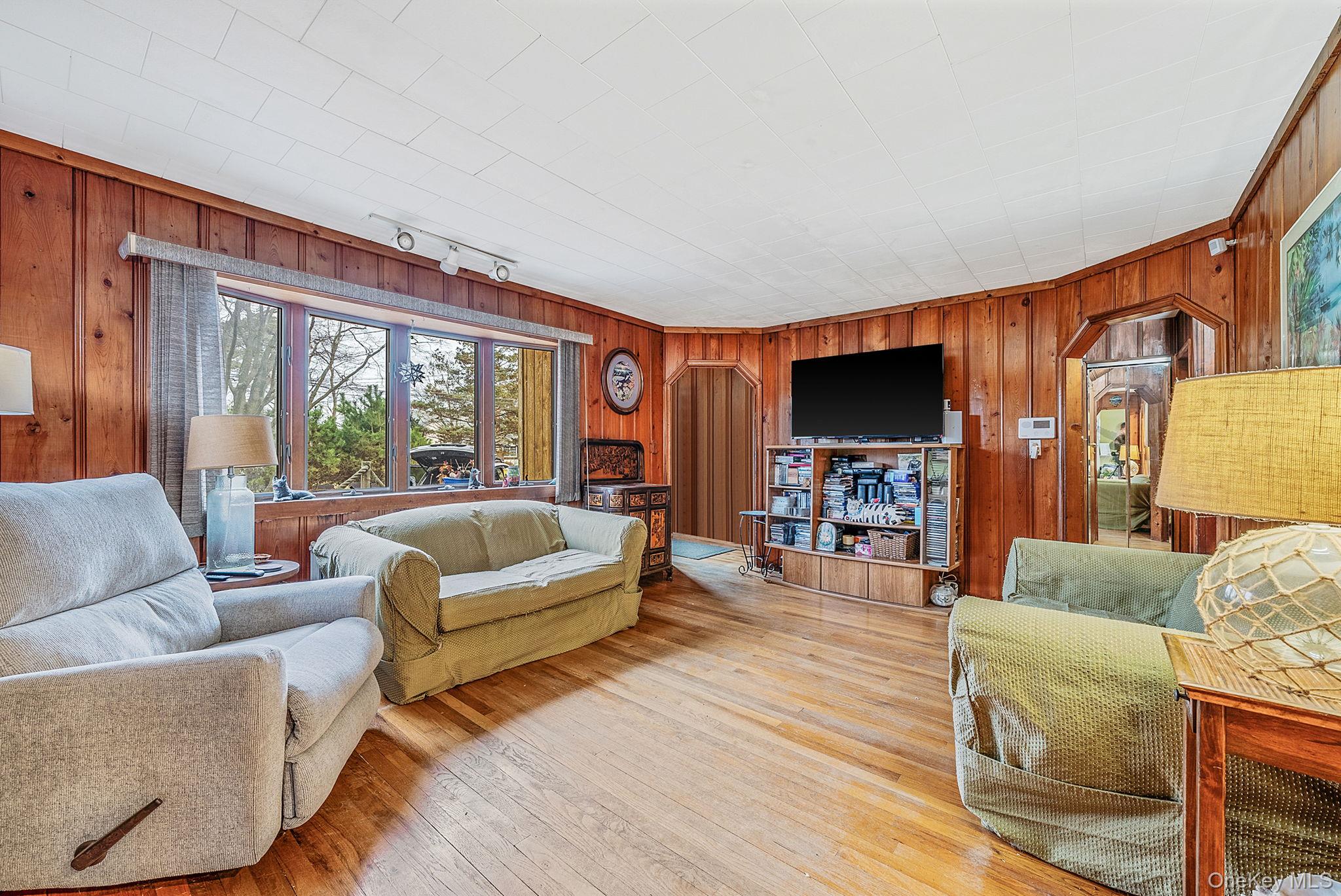 #2 photo, 1432 Gardiner Drive, 东长岛 Bay Shore , NY 11706