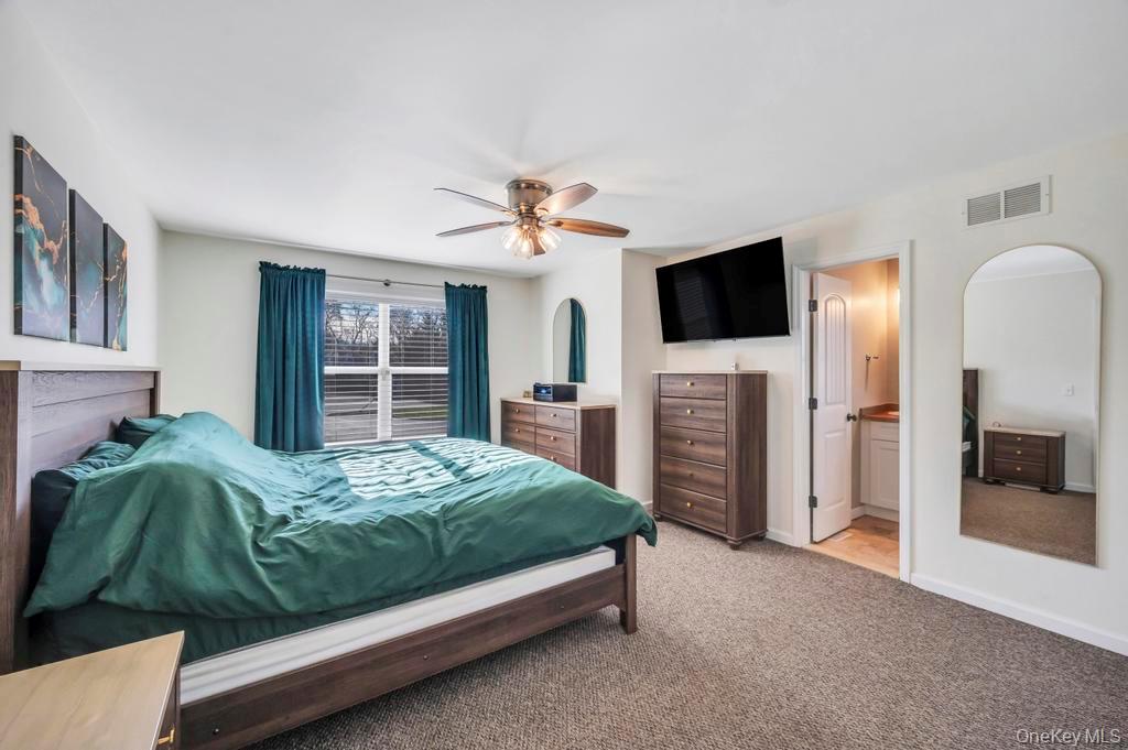 #14 photo, 145A Hampton Avenue, מחוז סאפוק Mastic , NY 11950