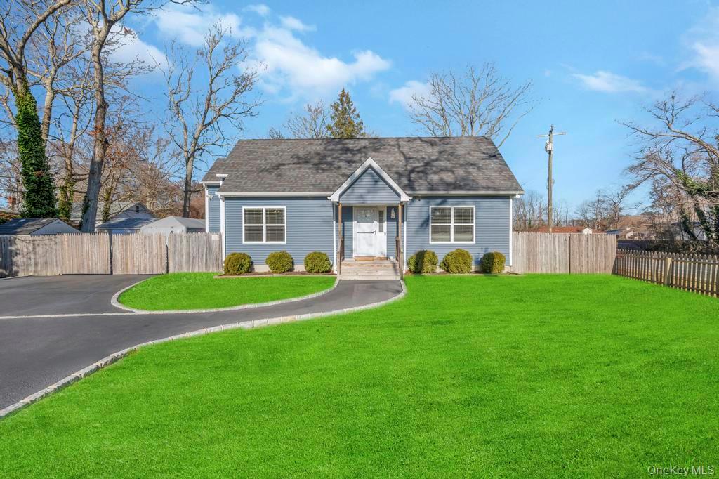 #2 photo, 145A Hampton Avenue, מחוז סאפוק Mastic , NY 11950