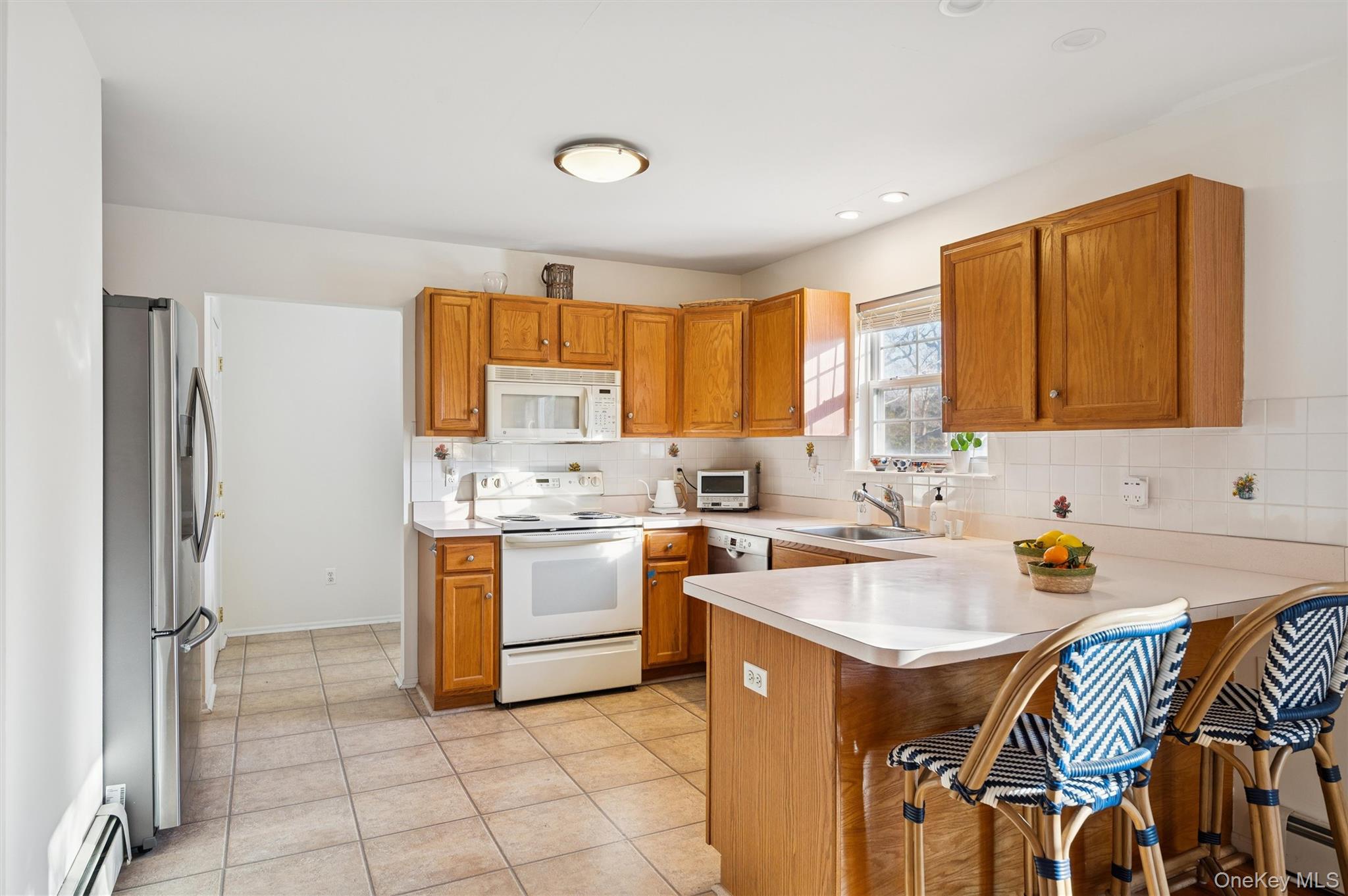 #6 photo, 7 Huckleberry Lane, מחוז סאפוק Hampton Bays , NY 11946