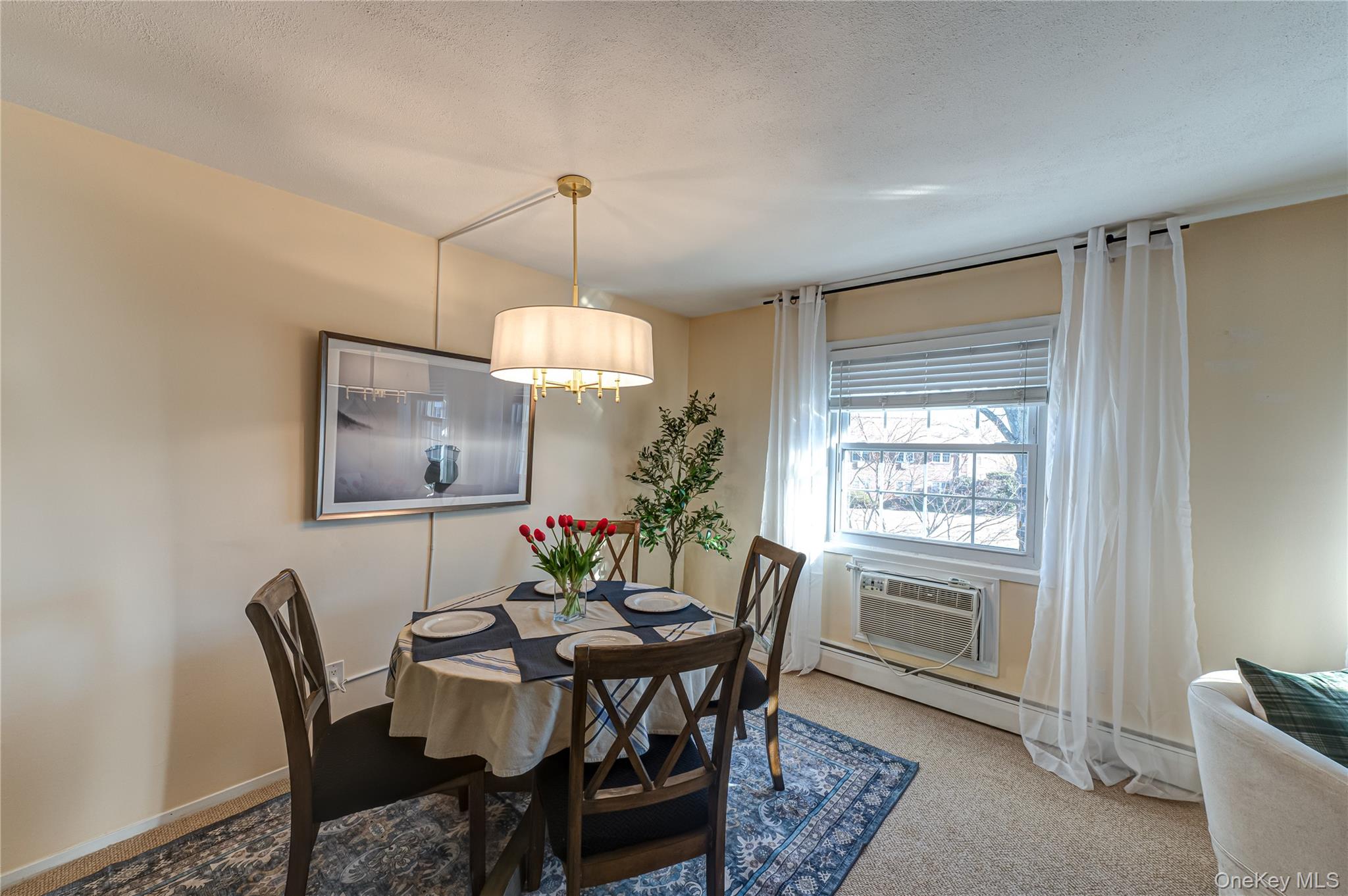 #14 photo, 460 Old Town Road, 東長島 Port Jefferson Station , NY 11776