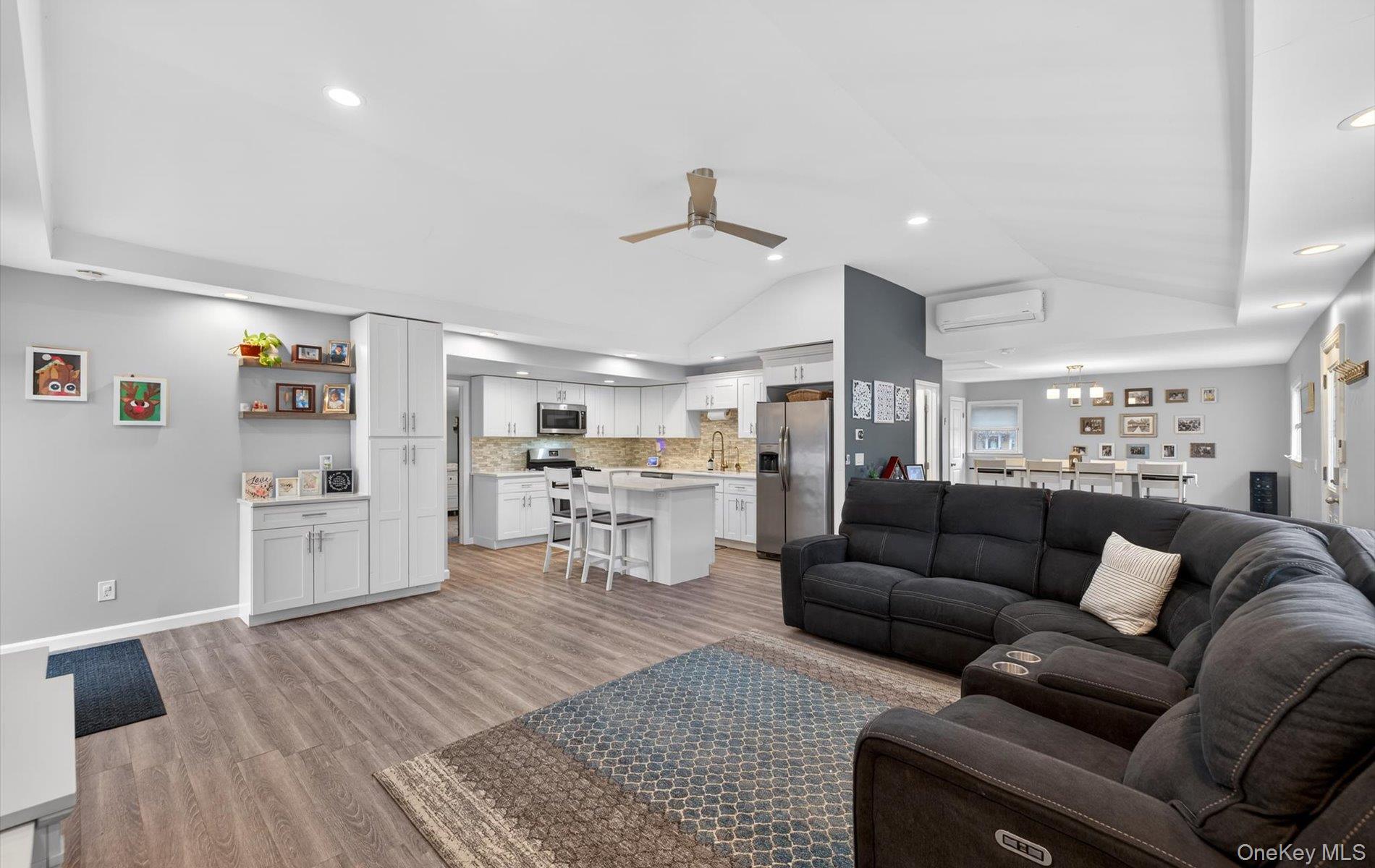 #6 photo, 737 Belmore Avenue, מחוז סאפוק Islip Terrace , NY 11752