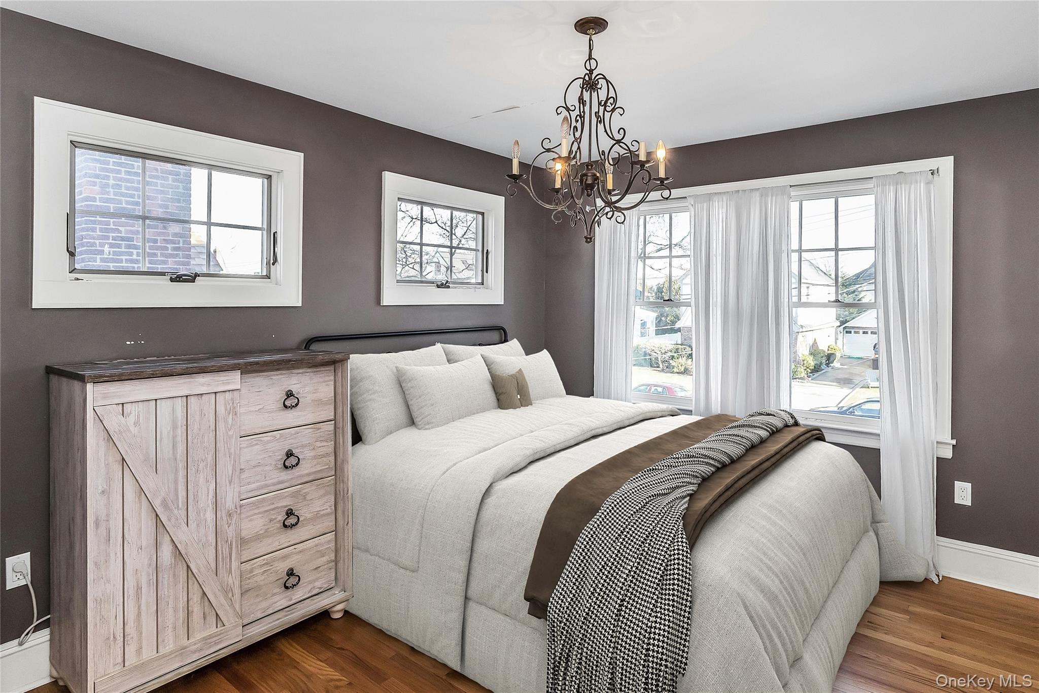 #15 photo, 14 Hawthorne Street, 롱 아일랜드 Lynbrook , NY 11563