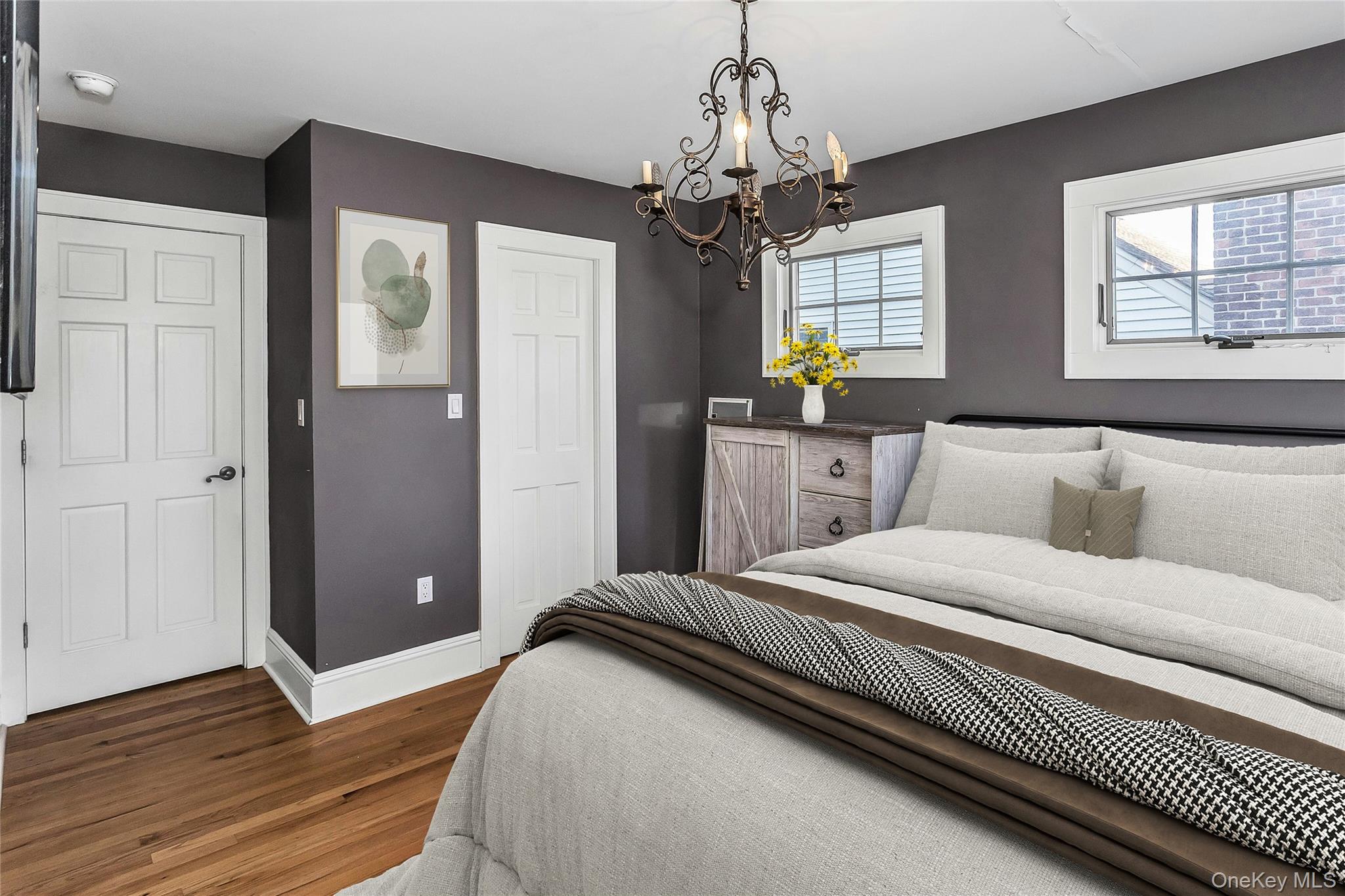 #16 photo, 14 Hawthorne Street, 롱 아일랜드 Lynbrook , NY 11563