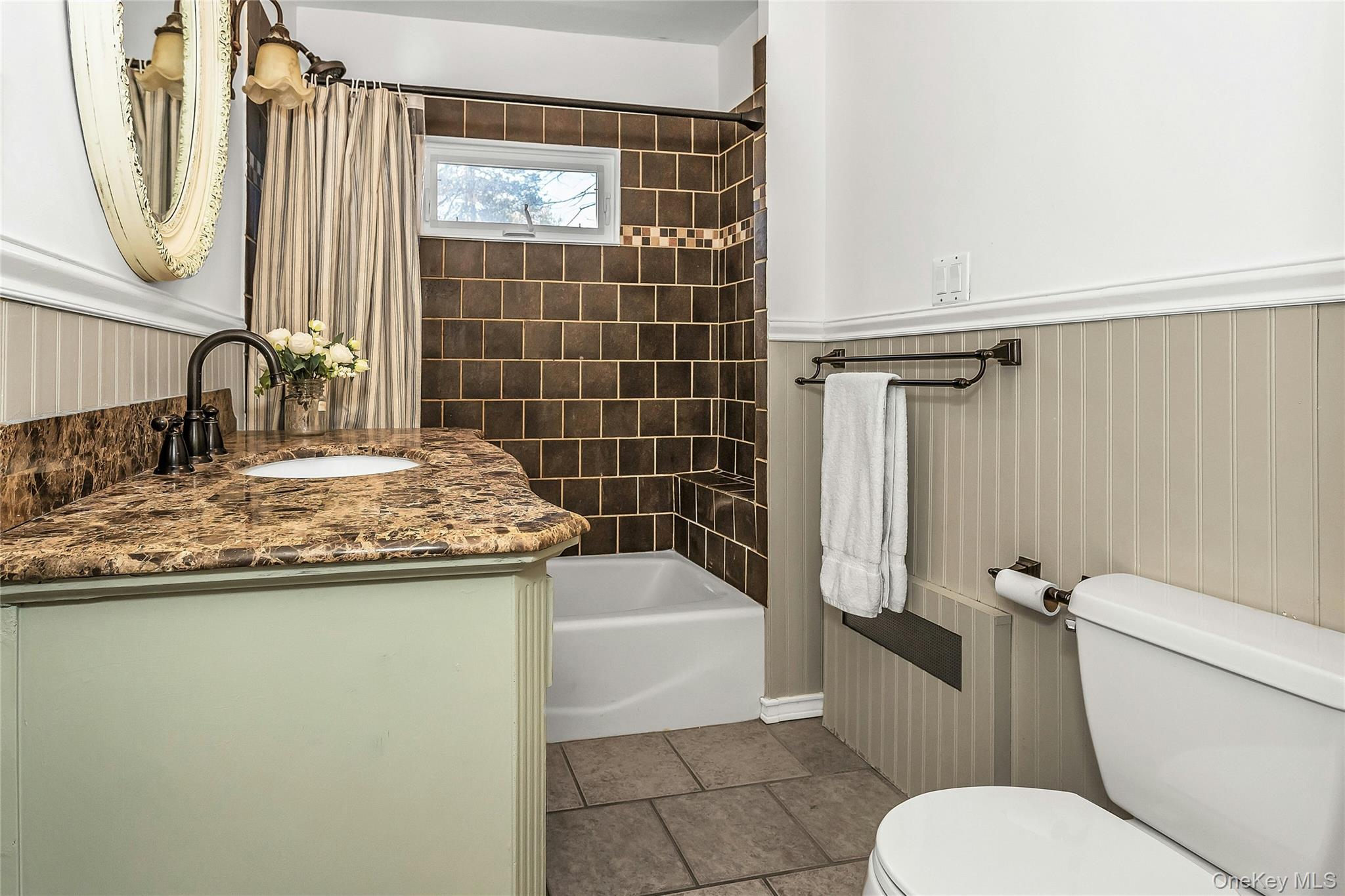 #20 photo, 14 Hawthorne Street, 롱 아일랜드 Lynbrook , NY 11563