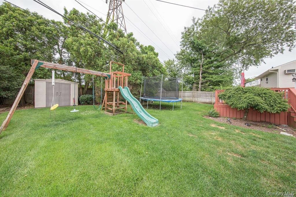 #13 photo, 413 Clearmeadow Drive, East Meadow , NY 11554