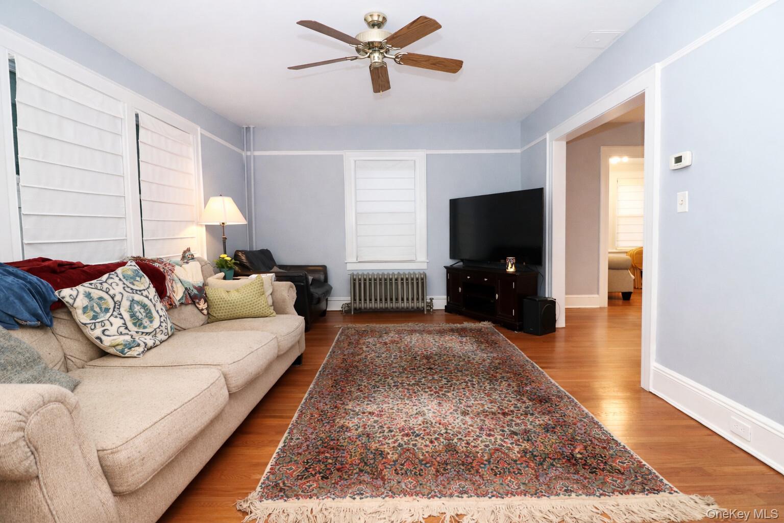 #13 photo, 226 N Forest Avenue, 롱 아일랜드 Rockville Centre , NY 11570