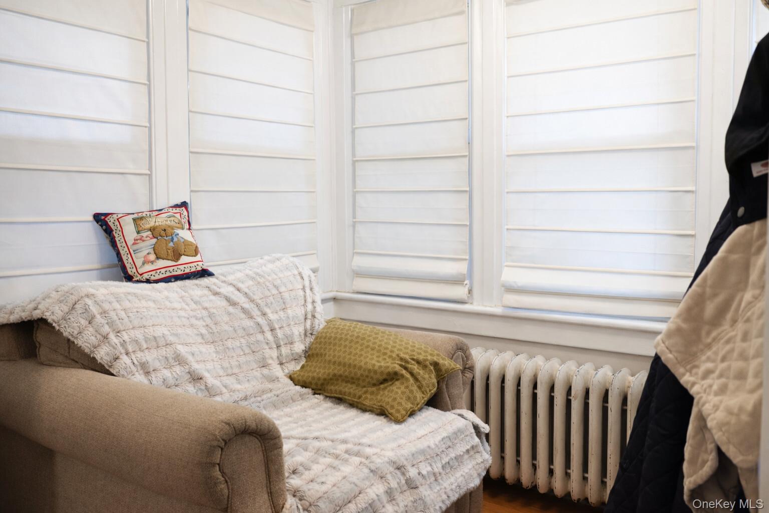 #14 photo, 226 N Forest Avenue, 롱 아일랜드 Rockville Centre , NY 11570