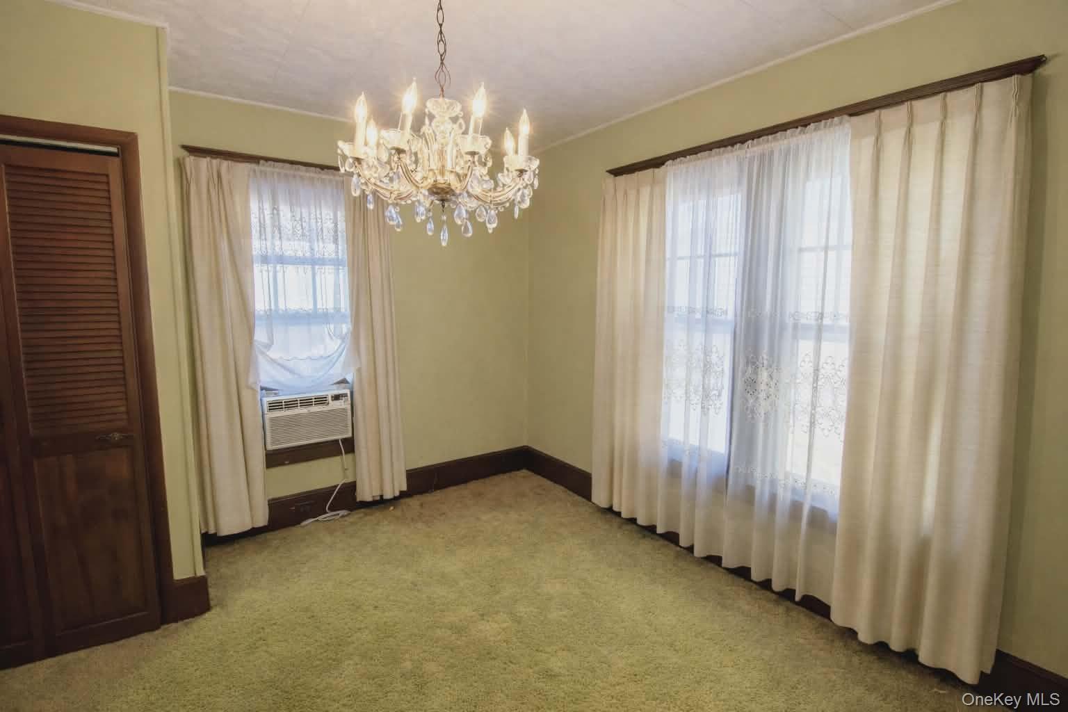 #12 photo, 409 Baker Street, Poughkeepsie , NY 12603